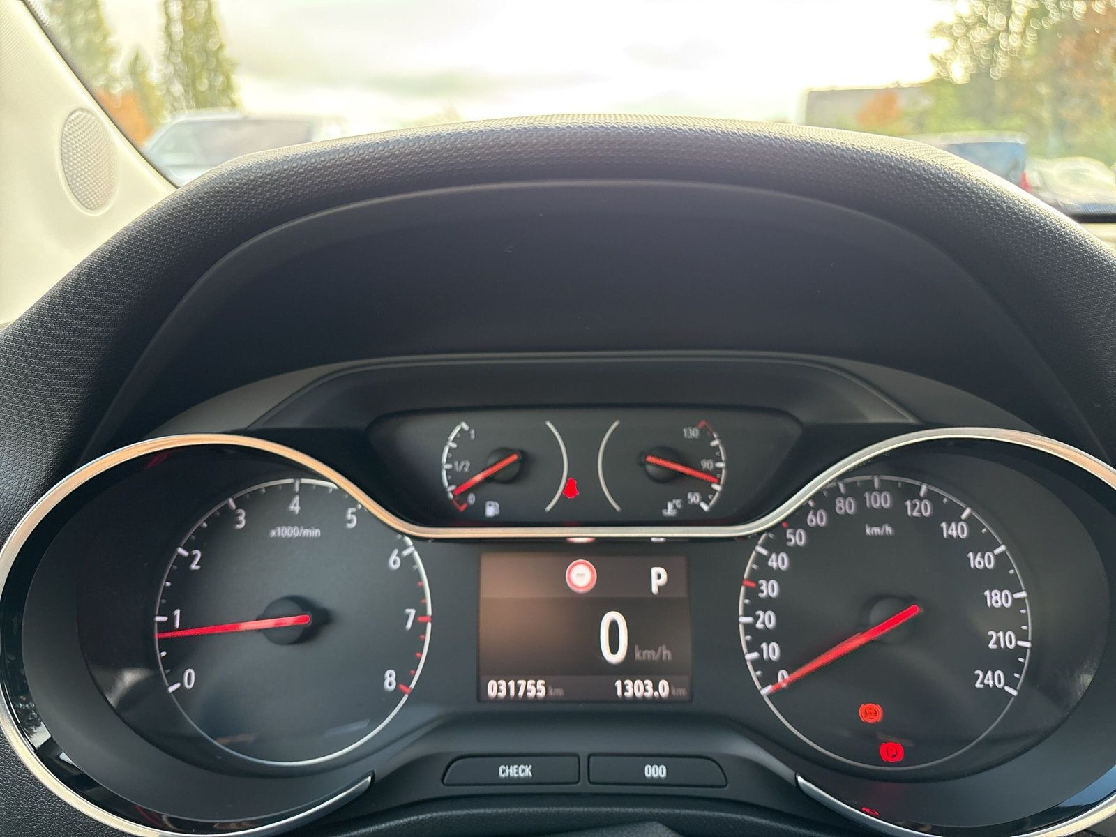 CROSSLAND ELEGANCE 1.2 +NAVI+ALLWETTER+CARPLAY++