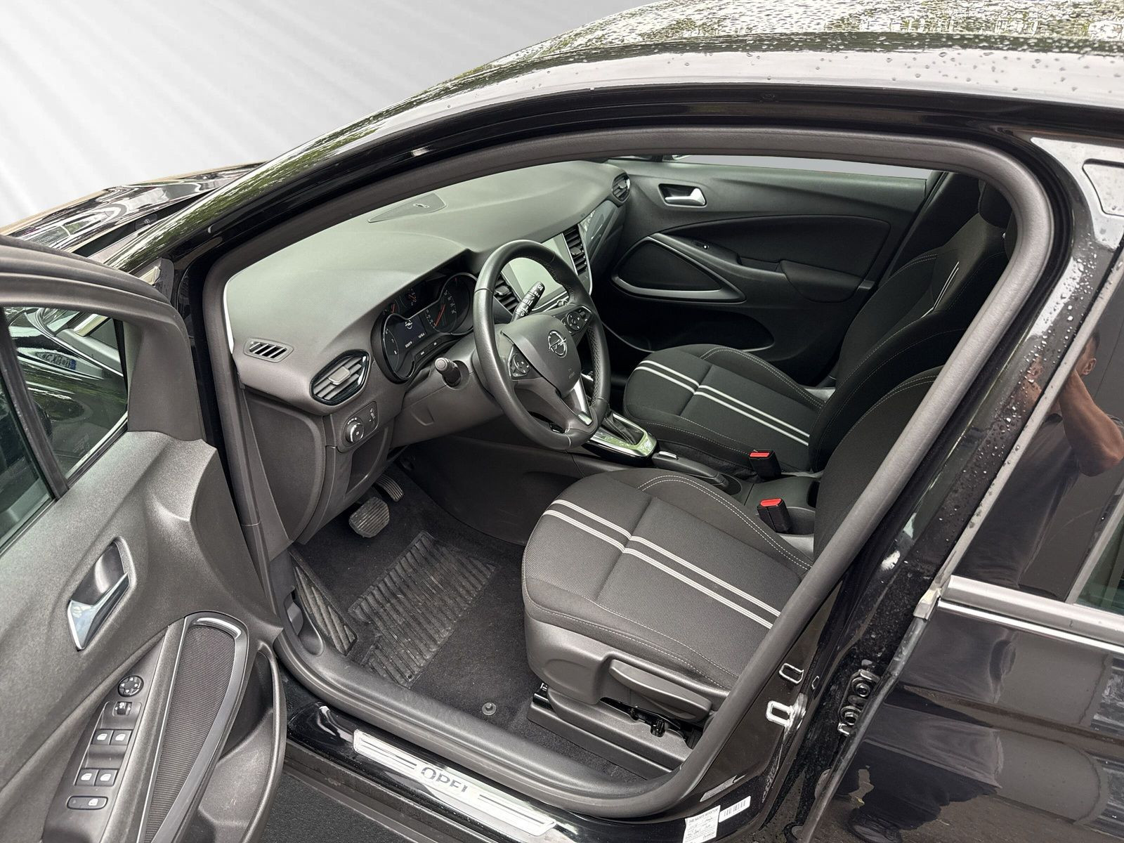 CROSSLAND ELEGANCE 1.2 TURBO S/S 96KW AT +NAV+LM