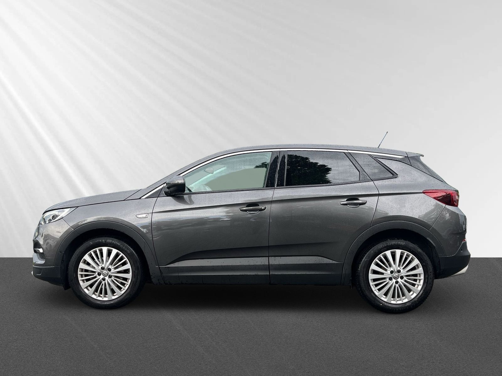 Grandland X, Innovation 1.2+CAM+PDC+CARPLAY+ALU+