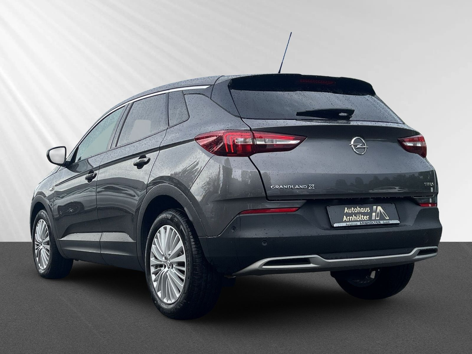 Grandland X, Innovation 1.2+CAM+PDC+CARPLAY+ALU+