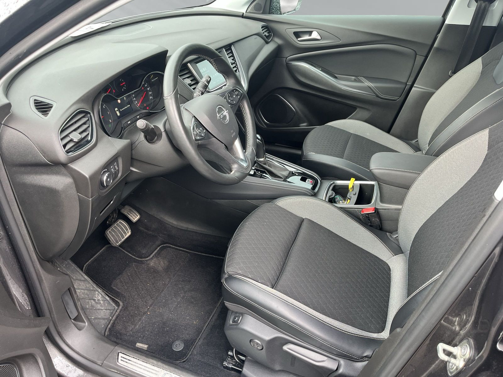 Grandland X, Innovation 1.2+CAM+PDC+CARPLAY+ALU+