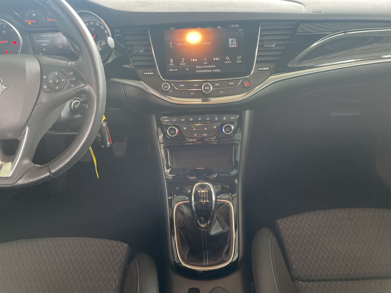 Astra K 5T 1.4 INNOVATION KLIMA+PDC+SHZ+LHZ+AHK+