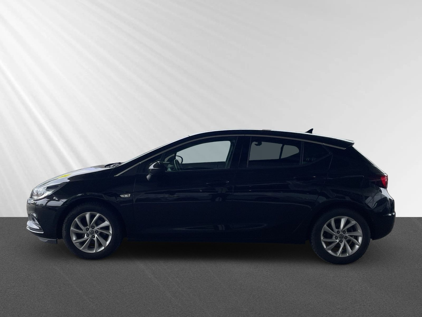 Astra K 5T 1.4 INNOVATION KLIMA+PDC+SHZ+LHZ+AHK+