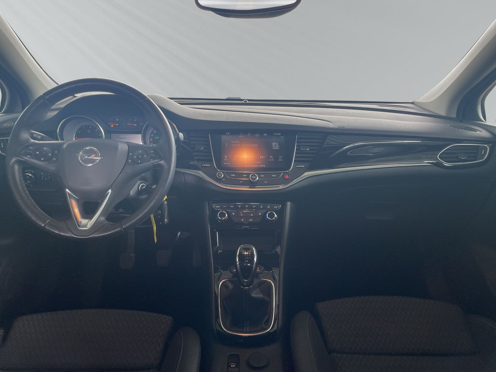 Astra K 5T 1.4 INNOVATION KLIMA+PDC+SHZ+LHZ+AHK+