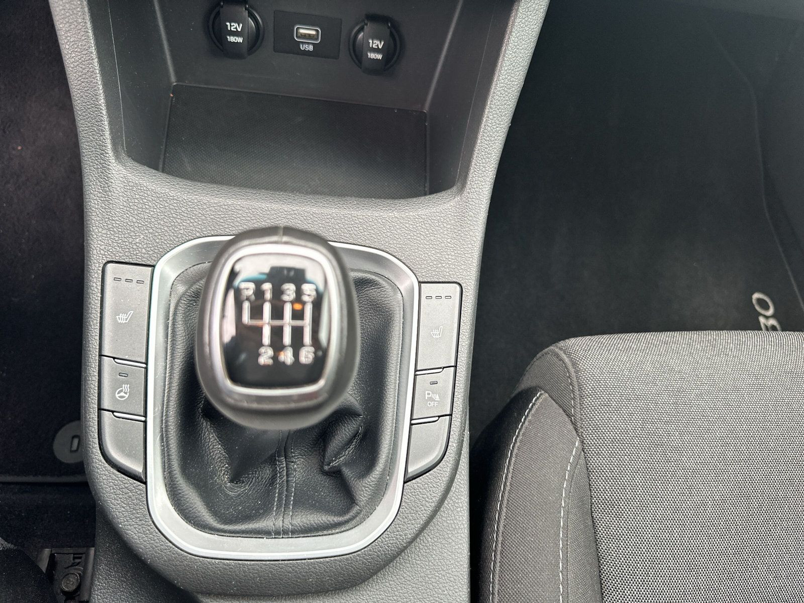 i30 Kombi 1.0 T M/T EDITION 30 +KAM+CARPLAY+DAB+