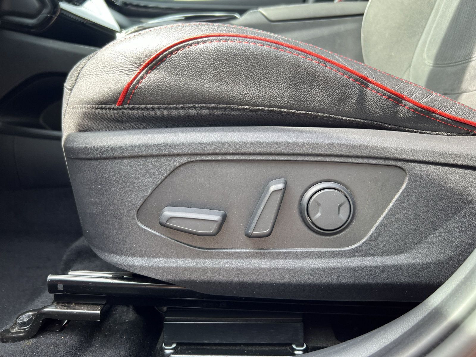TUCSON PHEV 1.6 T-GDi 4WD N LINE +SITZP+PANO+AHK