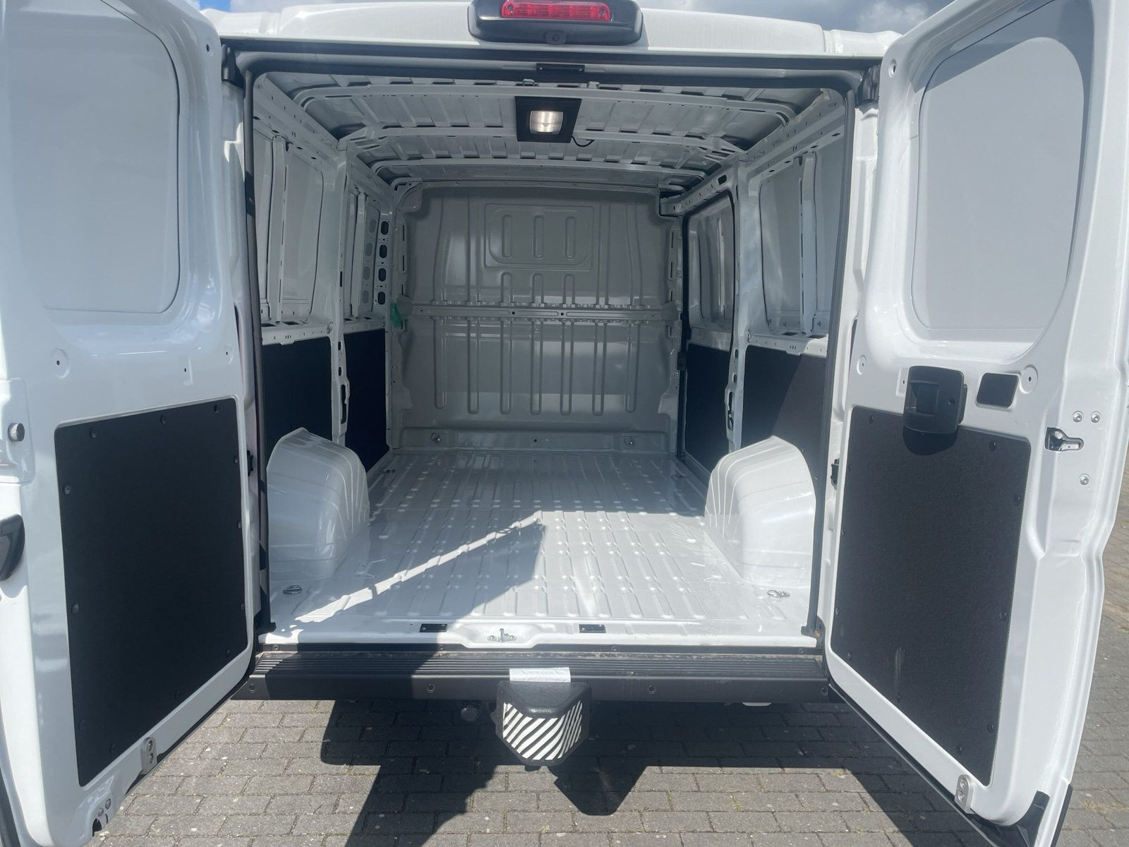 Jumper 2.2 BlueHDi120 L2H1 KLIMA+KAMERA+AHK+PDC+