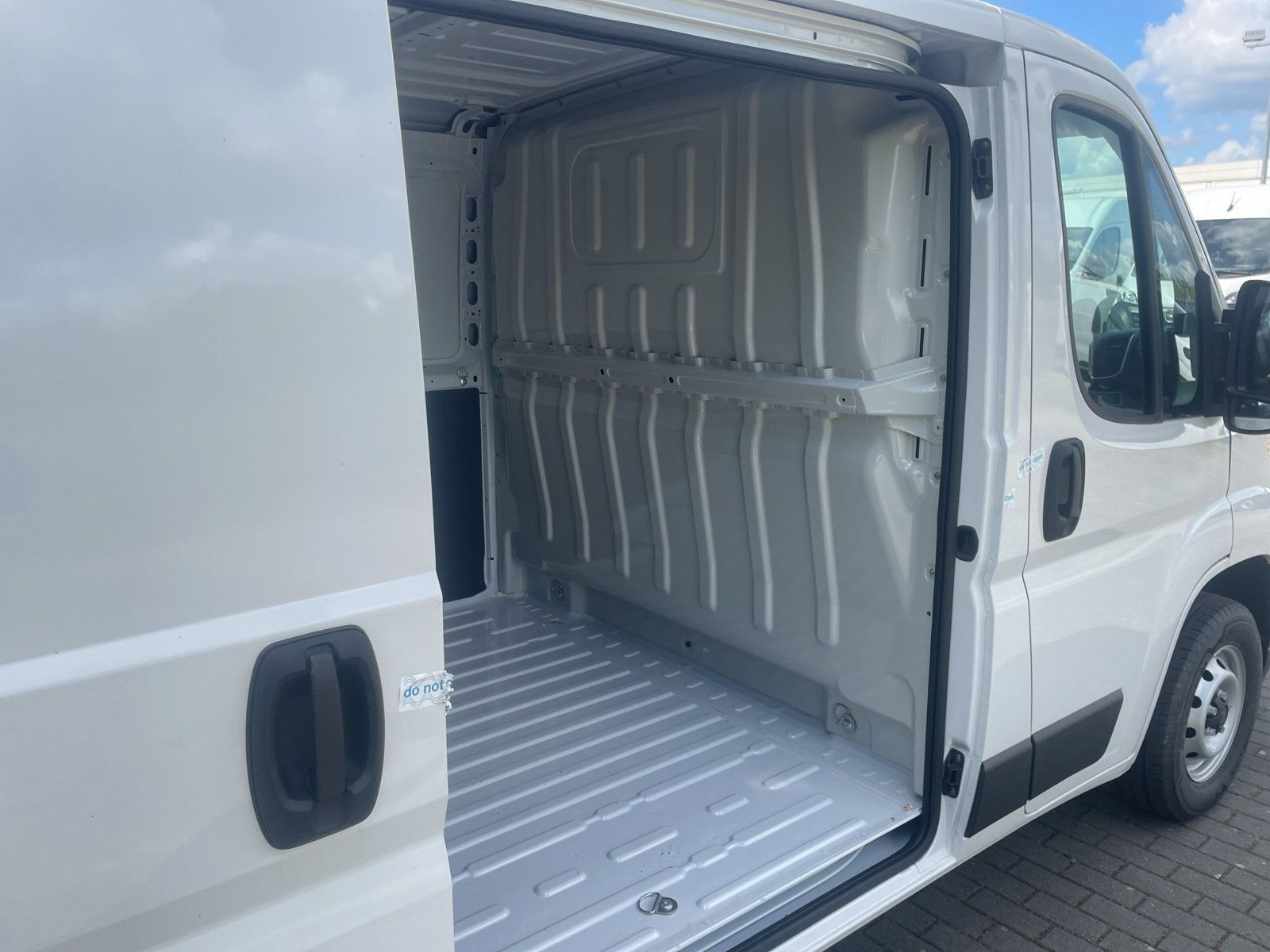 Jumper 2.2 BlueHDi120 L2H1 KLIMA+KAMERA+AHK+PDC+