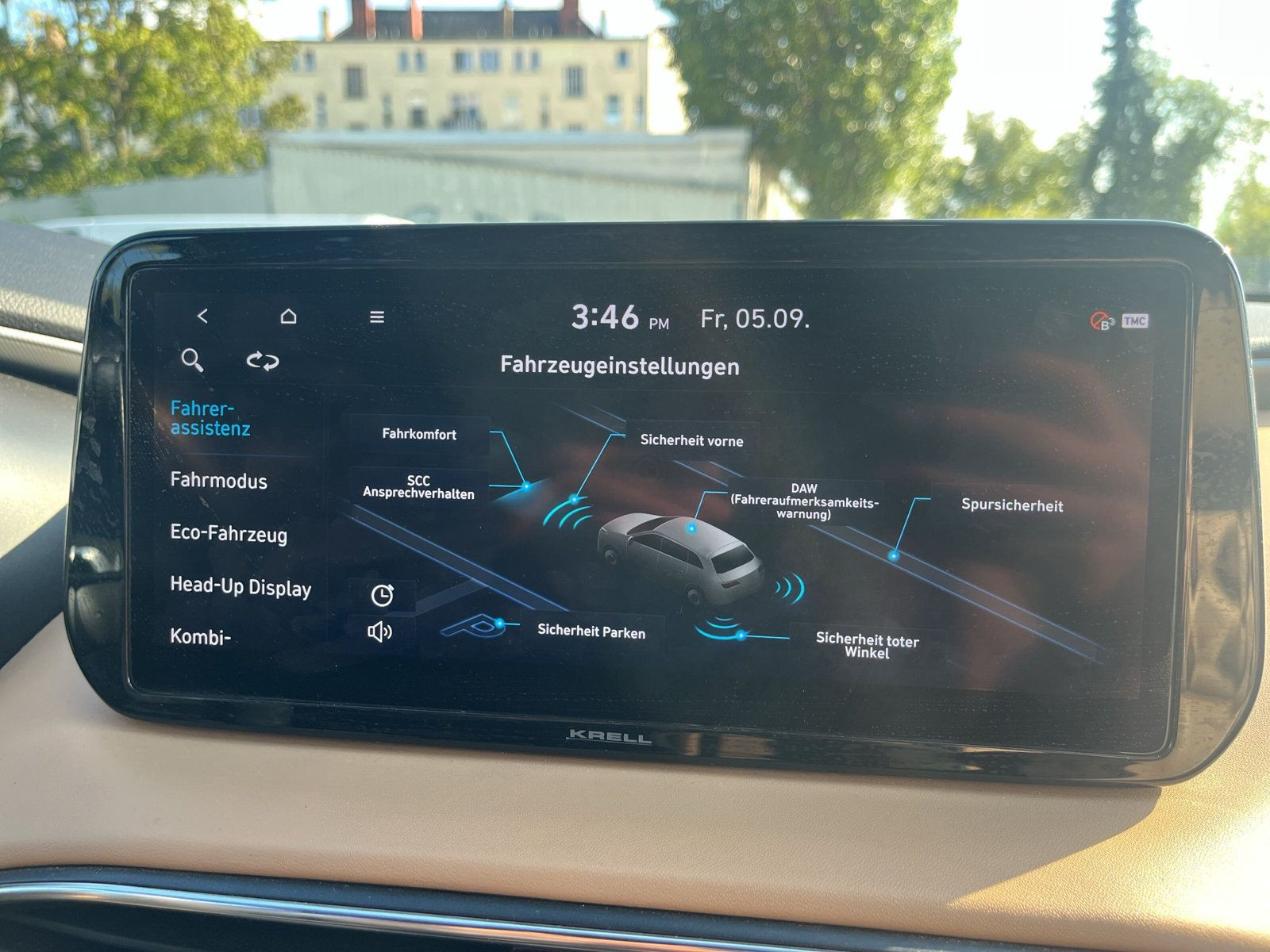 SANTA FE Hyundai1.6 T-GDI Plug-In Signature  4WD