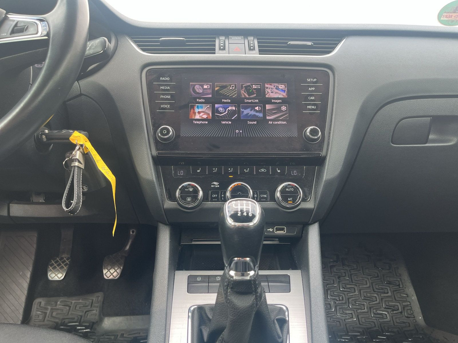 Octavia Combi 1.5 TSI ACT Ambition+PDC+SHZ+PLAY+