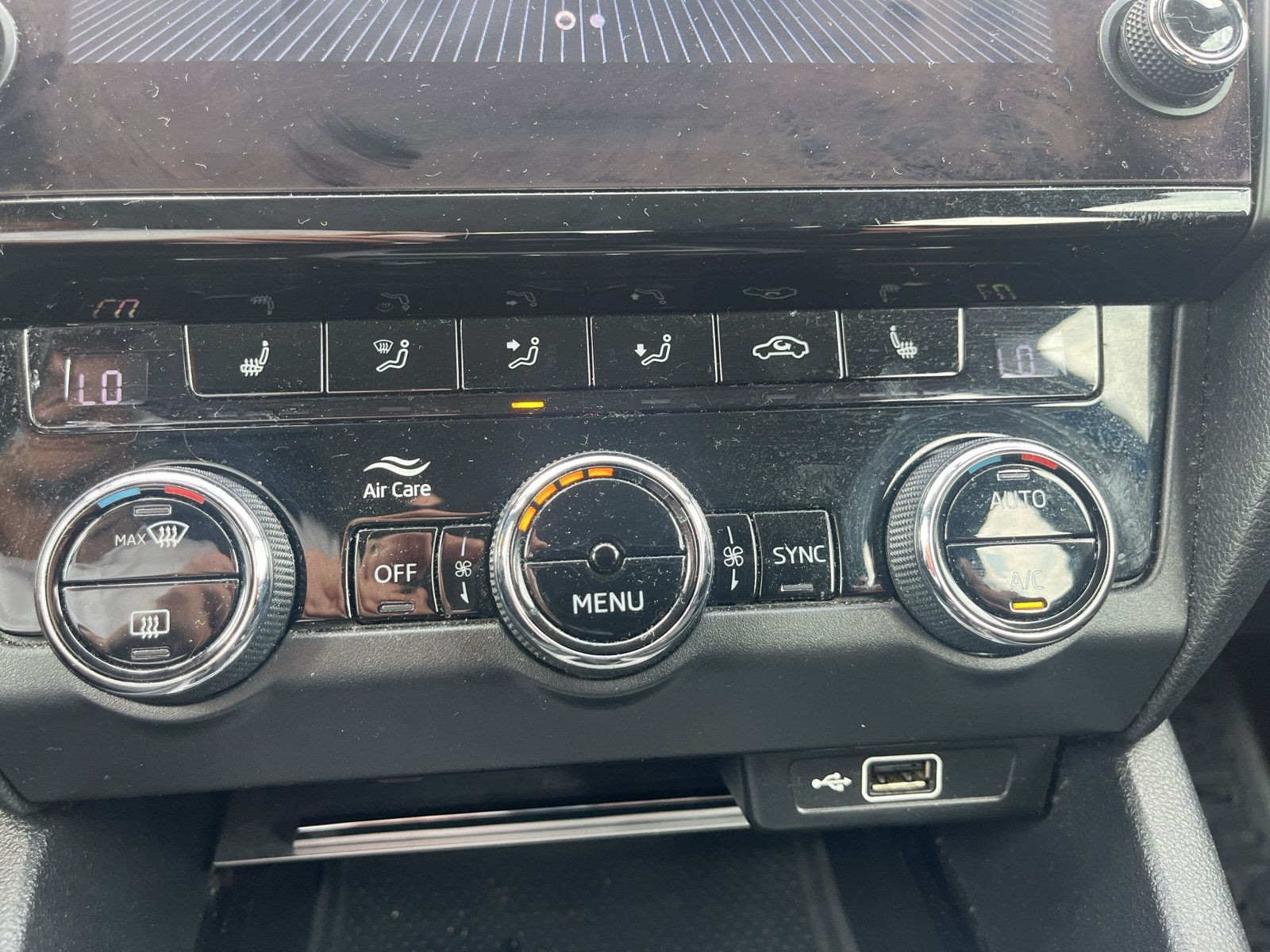 Octavia Combi 1.5 TSI ACT Ambition+PDC+SHZ+PLAY+