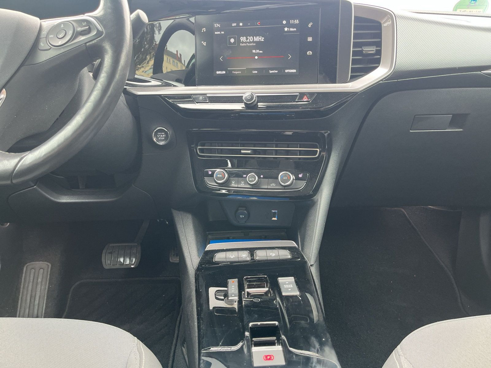 Mokka-e Elegance+PDC+CAM+SHZ+CARPLAY+TOTWINKEL++