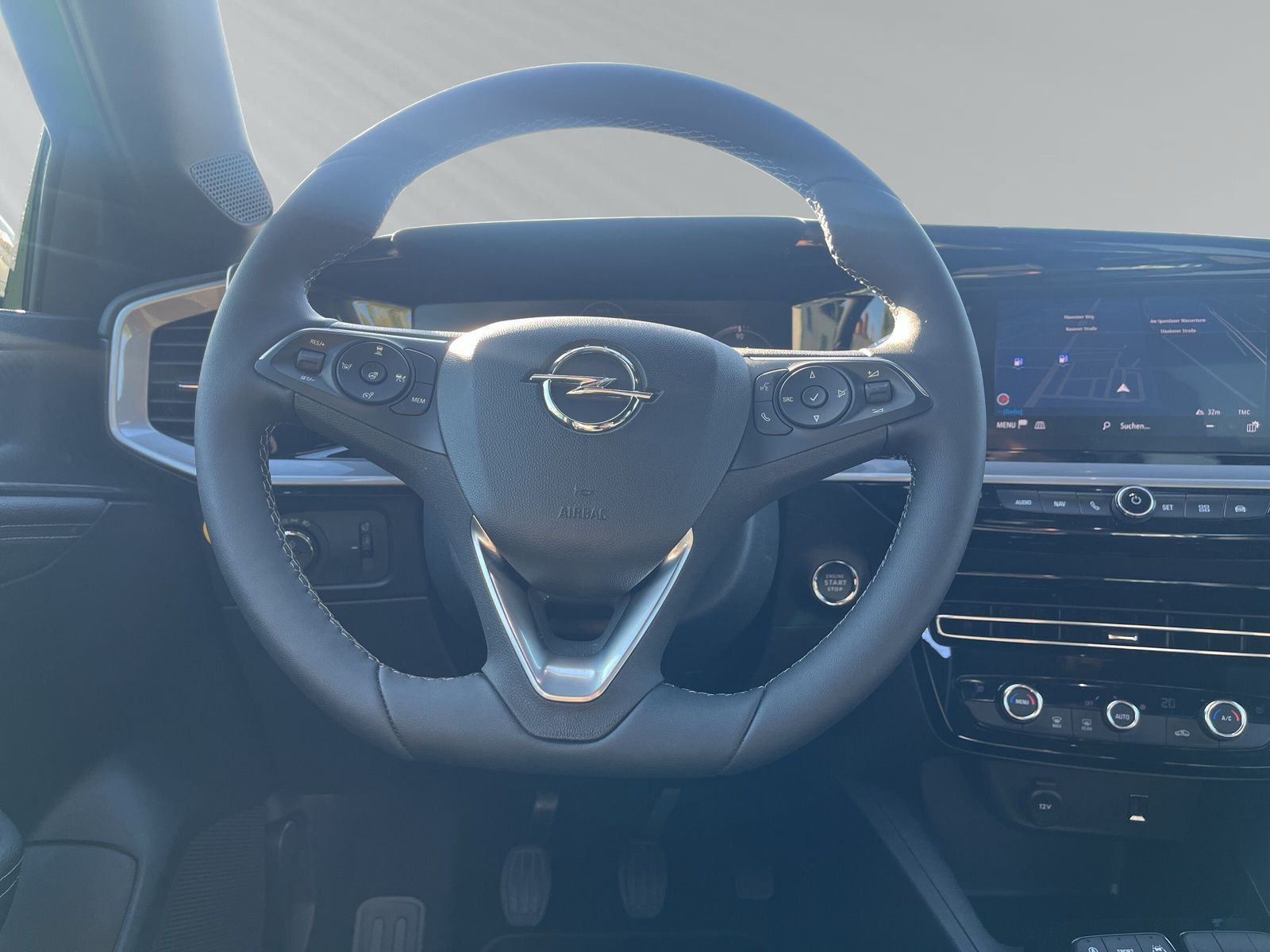 MOKKA +ULTIMATE 1.2 +TURBO+PDC+CAM+NAVI+SHZ+LHZ+