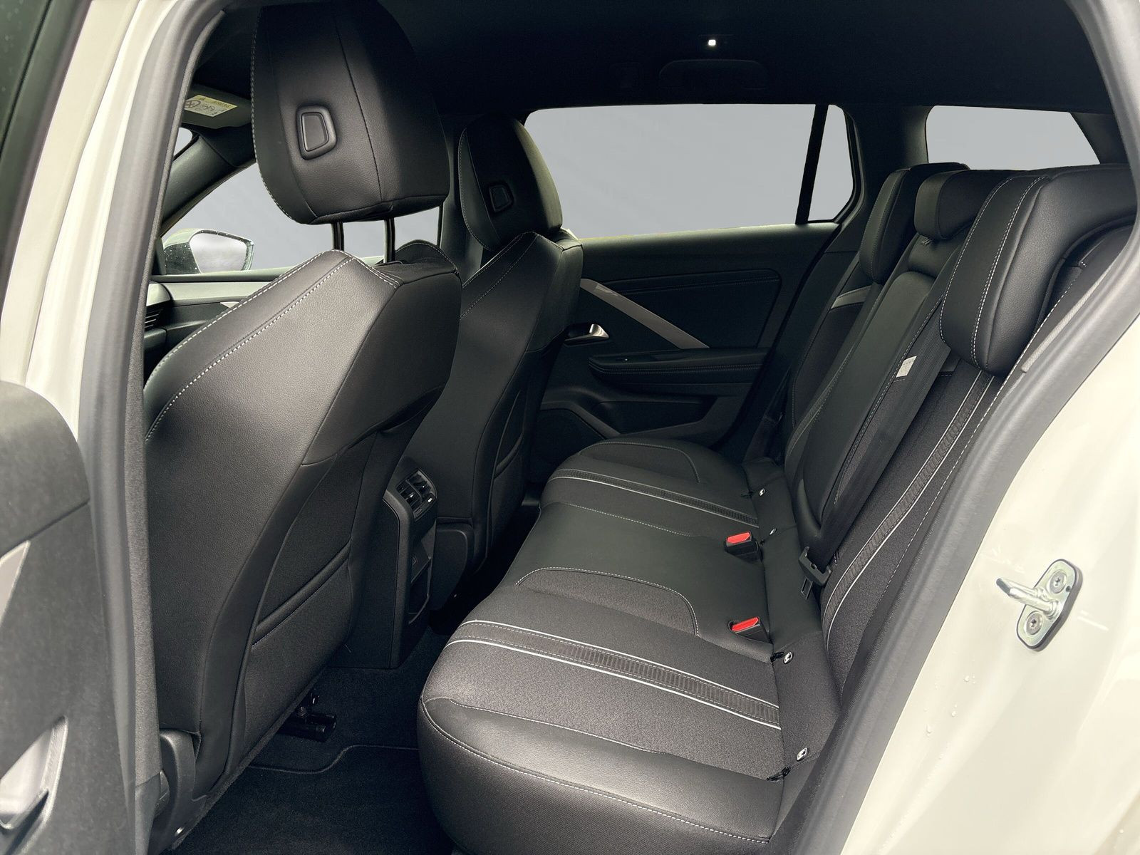 Astra L ST GS 1.2 Turbo+NAVI+LHZ+SHZ+360°CAM+4S+