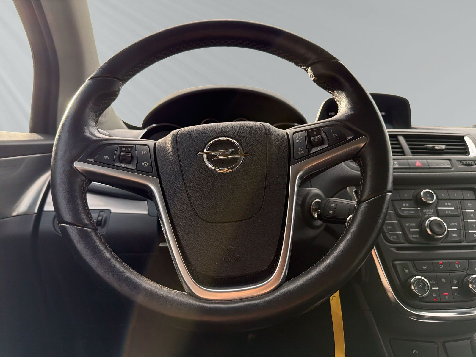 MOKKA INNO 1.4T 103 AT6  3 kW 140 PS AT6 NAVI+++