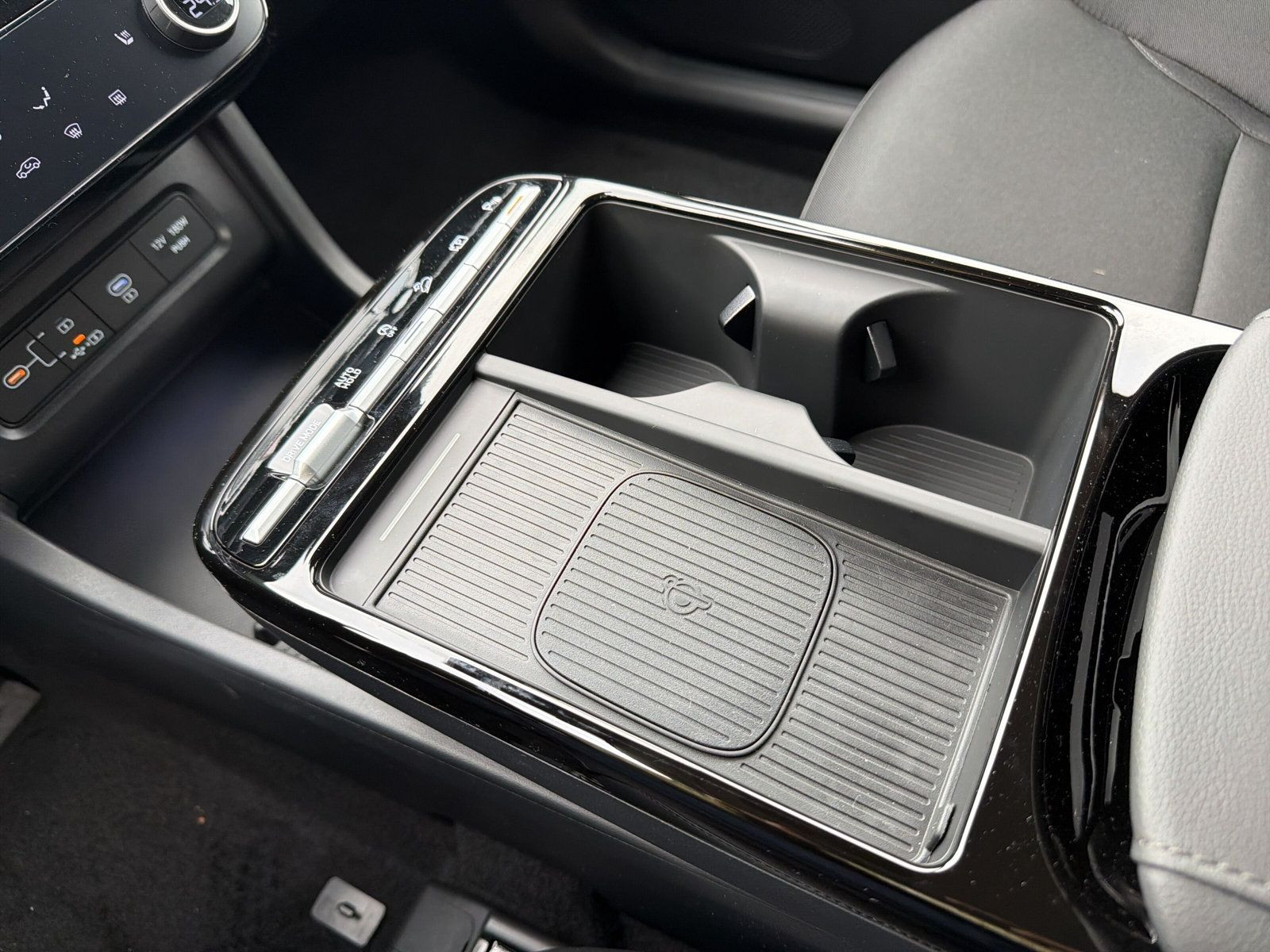 TUCSON MY26 1.6 T-GDI 150PS 7DCT 2WD TREND +LED+