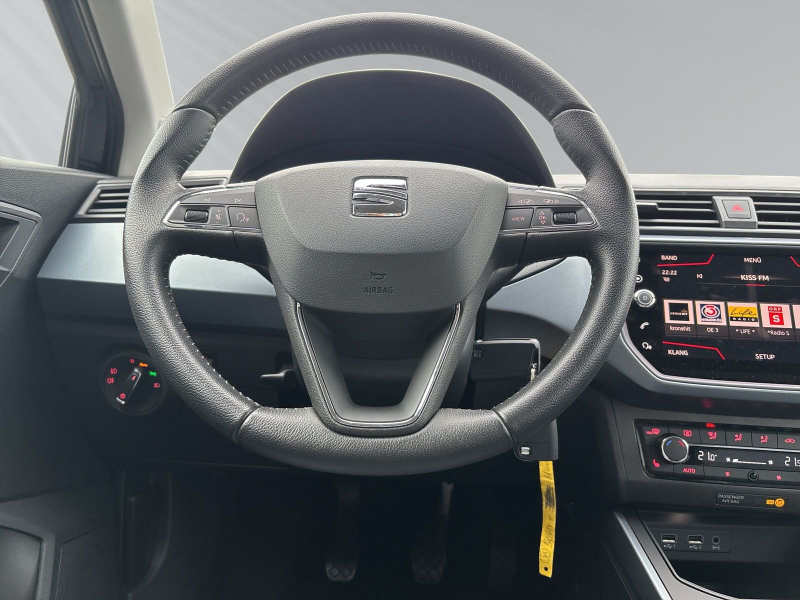 Arona 1.0 TGI Style KLIMA+PDC+SHZ+KAMERA+TEMPOM+