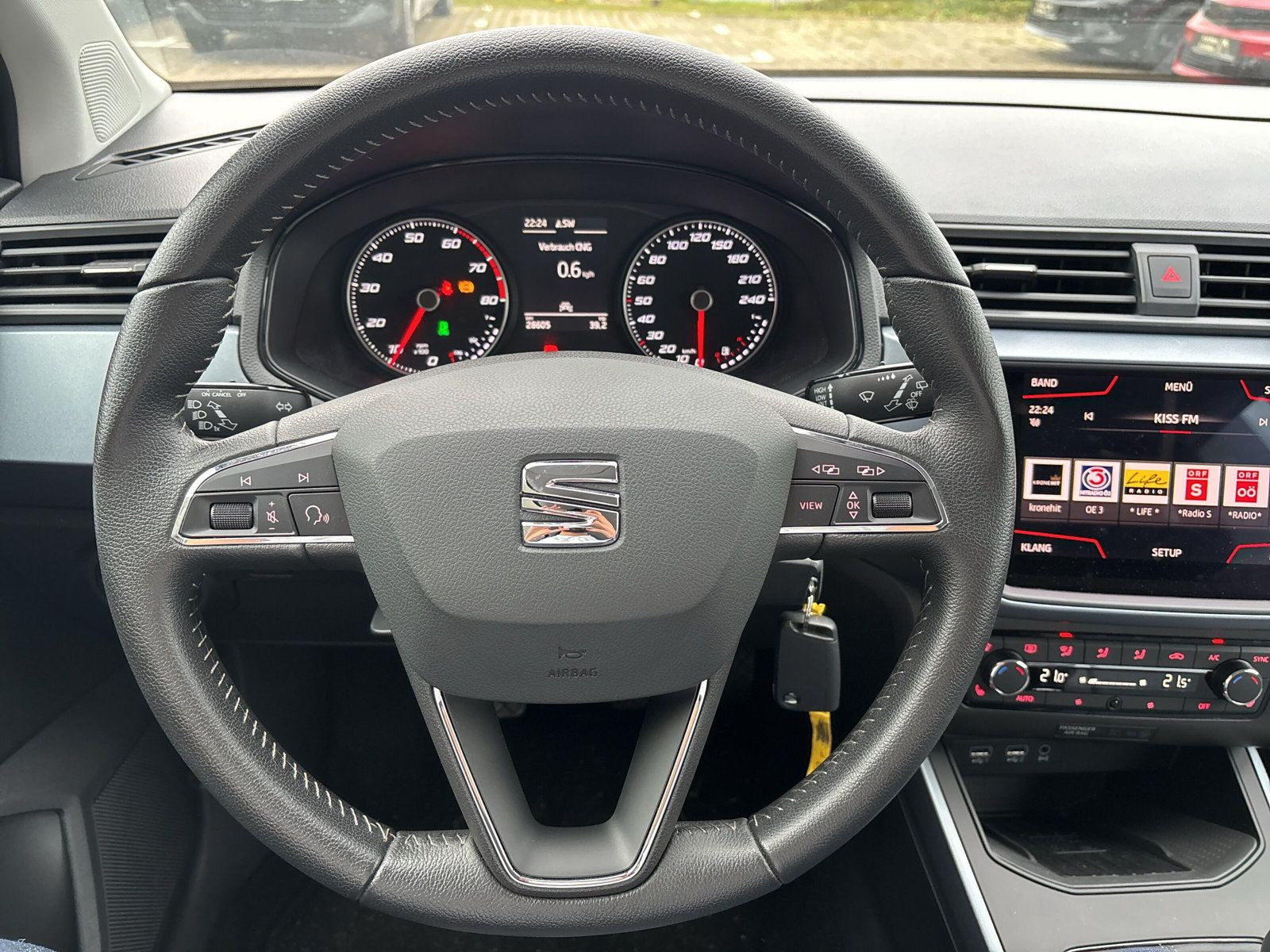 Arona 1.0 TGI Style KLIMA+PDC+SHZ+KAMERA+TEMPOM+