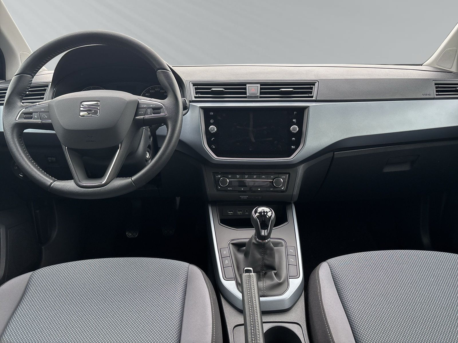 Arona 1.0 TGI Style KLIMA+PDC+SHZ+KAMERA+TEMPOM+