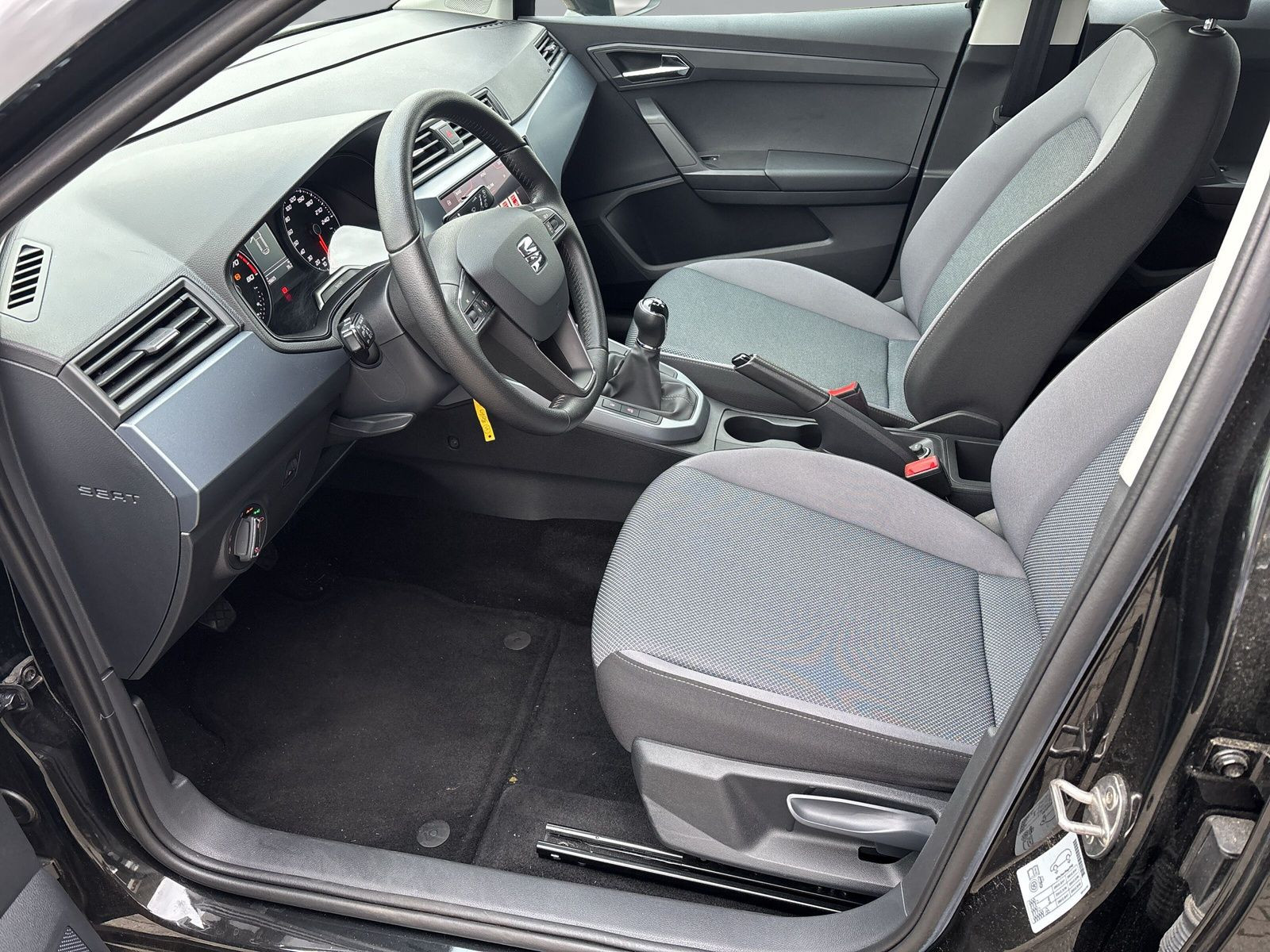 Arona 1.0 TGI Style KLIMA+PDC+SHZ+KAMERA+TEMPOM+