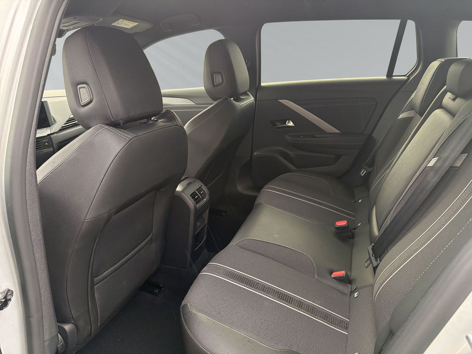 ASTRA L ST GS 1.2 TURBO AT8 +360CAM+SHZ+LHZ+PDC+