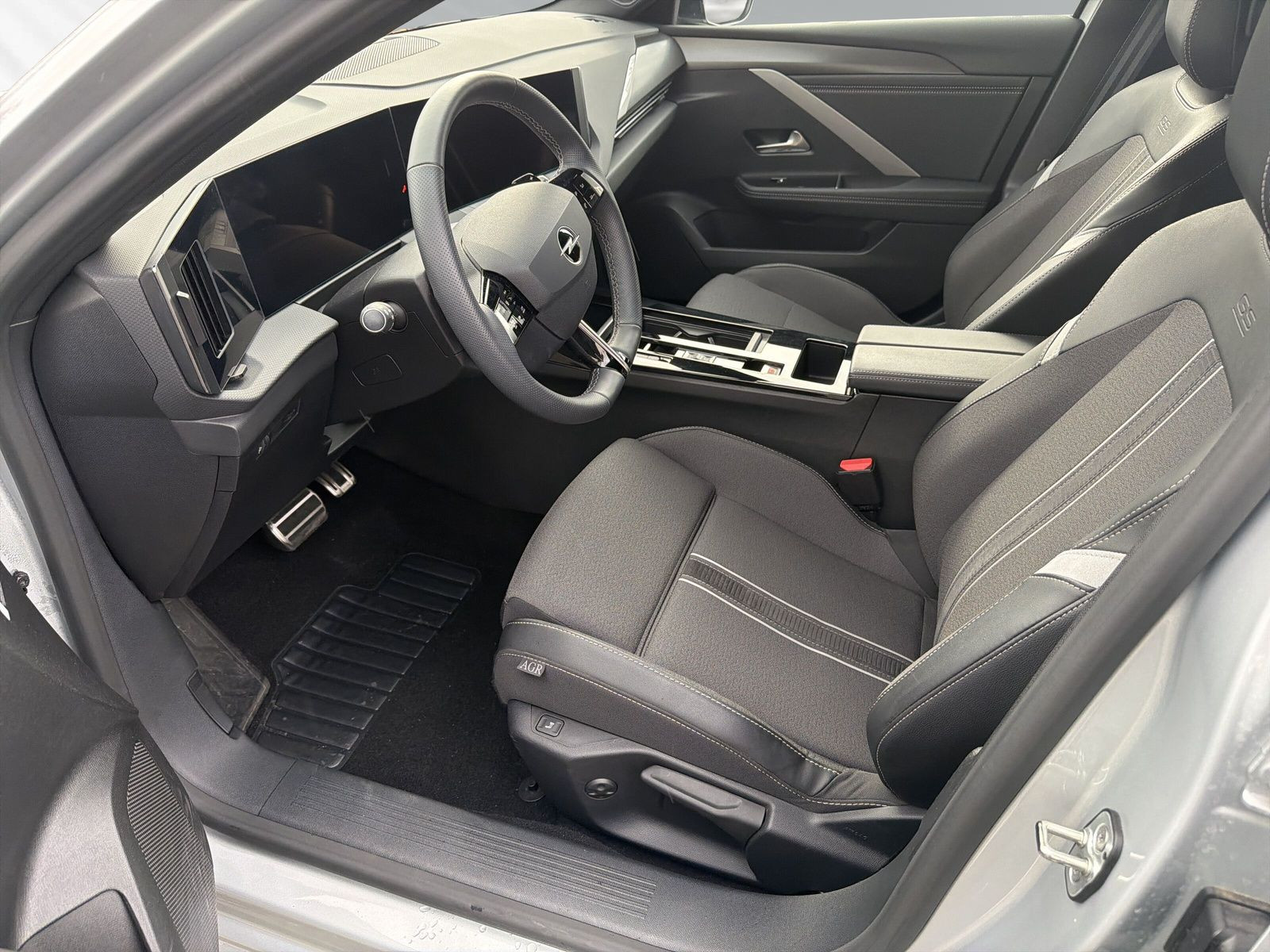 ASTRA L ST GS 1.2 TURBO AT8 +360CAM+SHZ+LHZ+PDC+