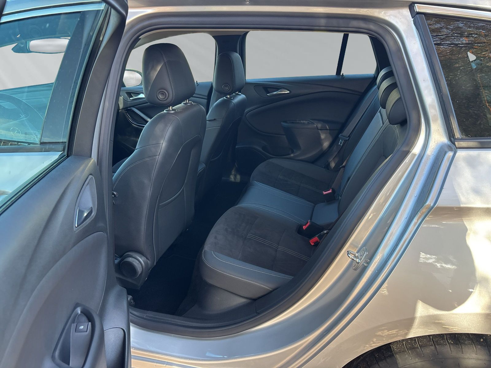 ASTRA ST 1.2 DIREKT IN TURBO 107KW+KAMERA