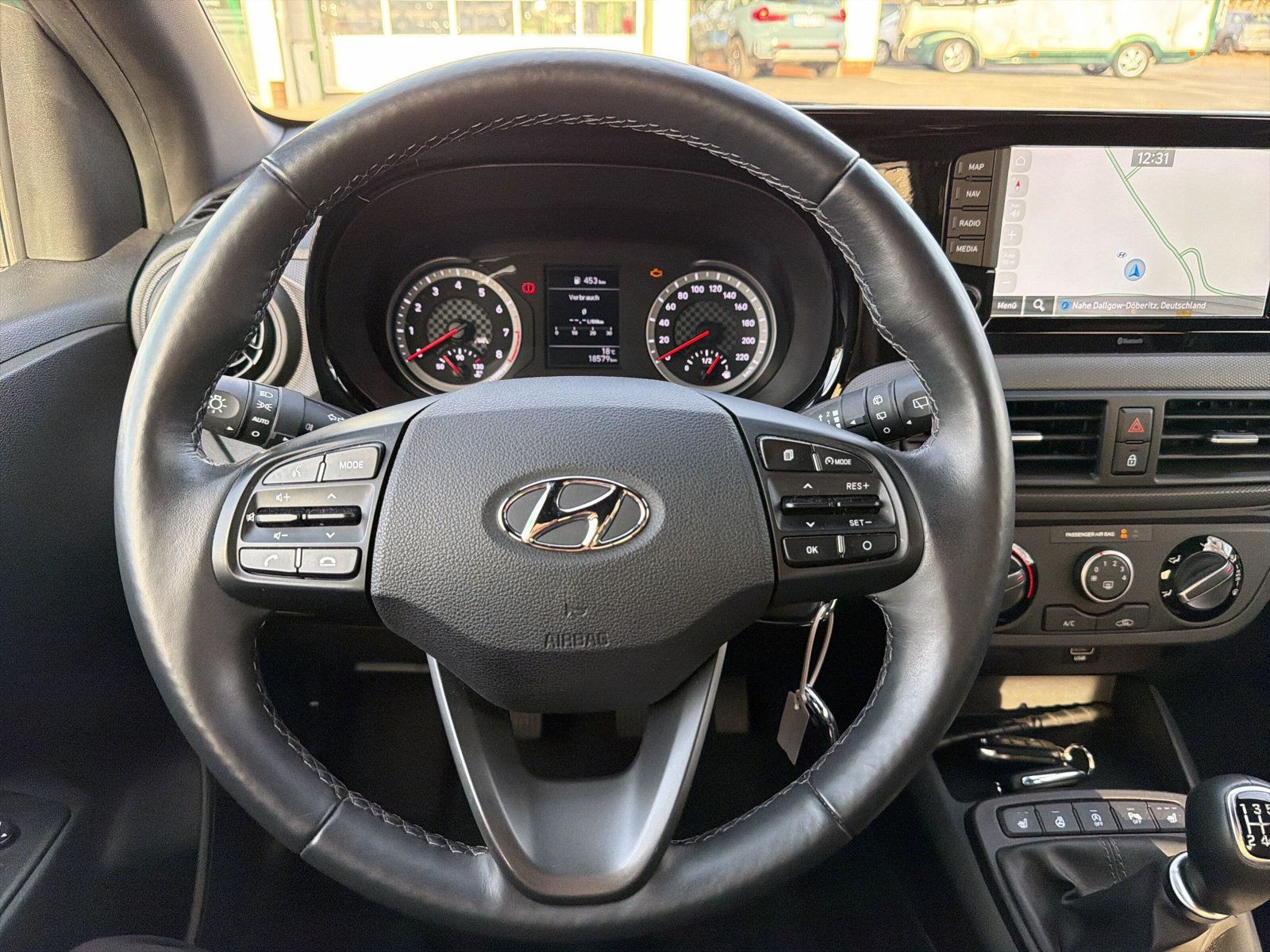 i10 1.0 CONNECT&GO +NAVI+KAMERA+CARPLAY+SHZ+LHZ+