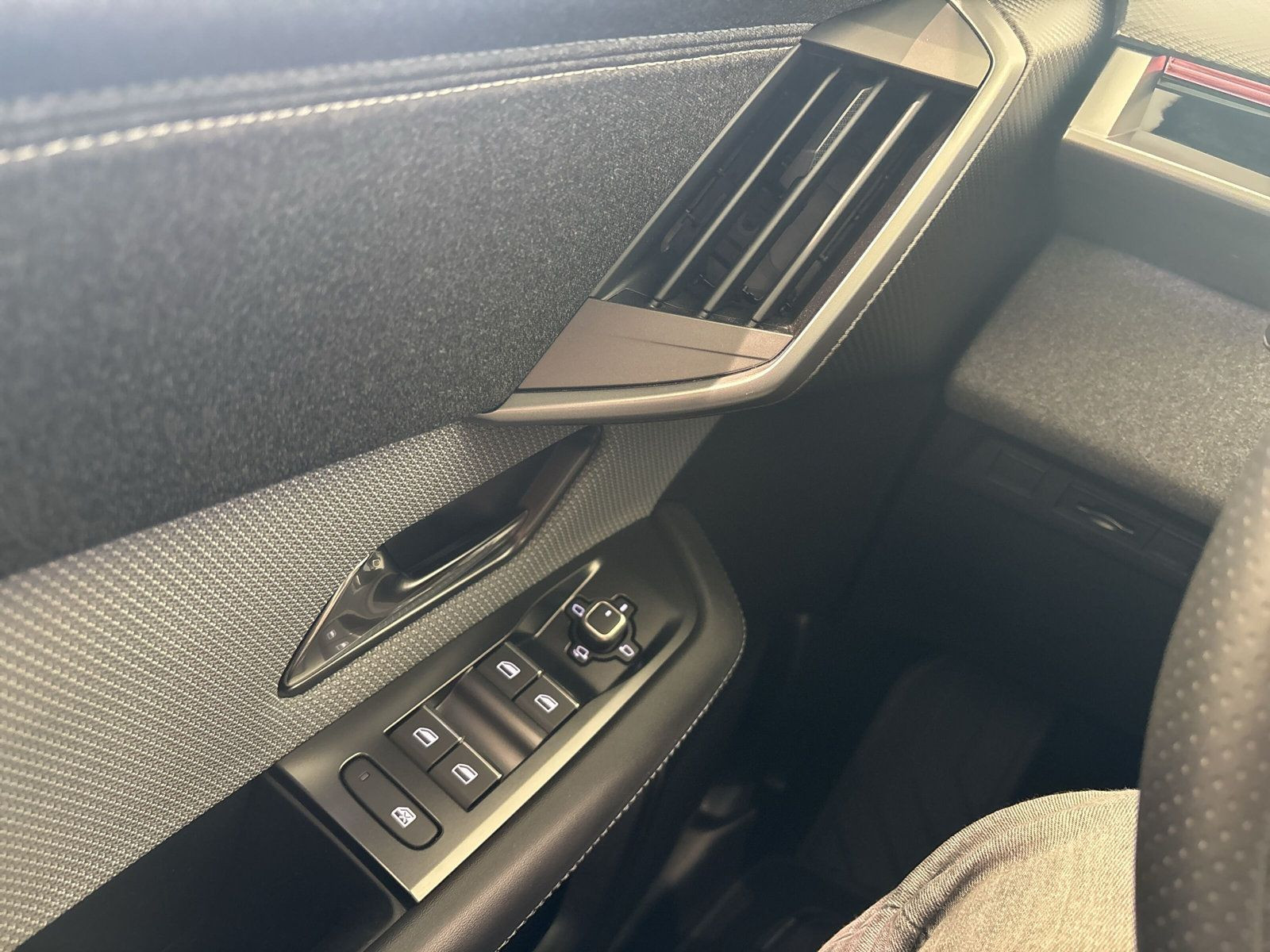 Grandland B GS 1.2 Hybrid 48V100KW +KAMERA+