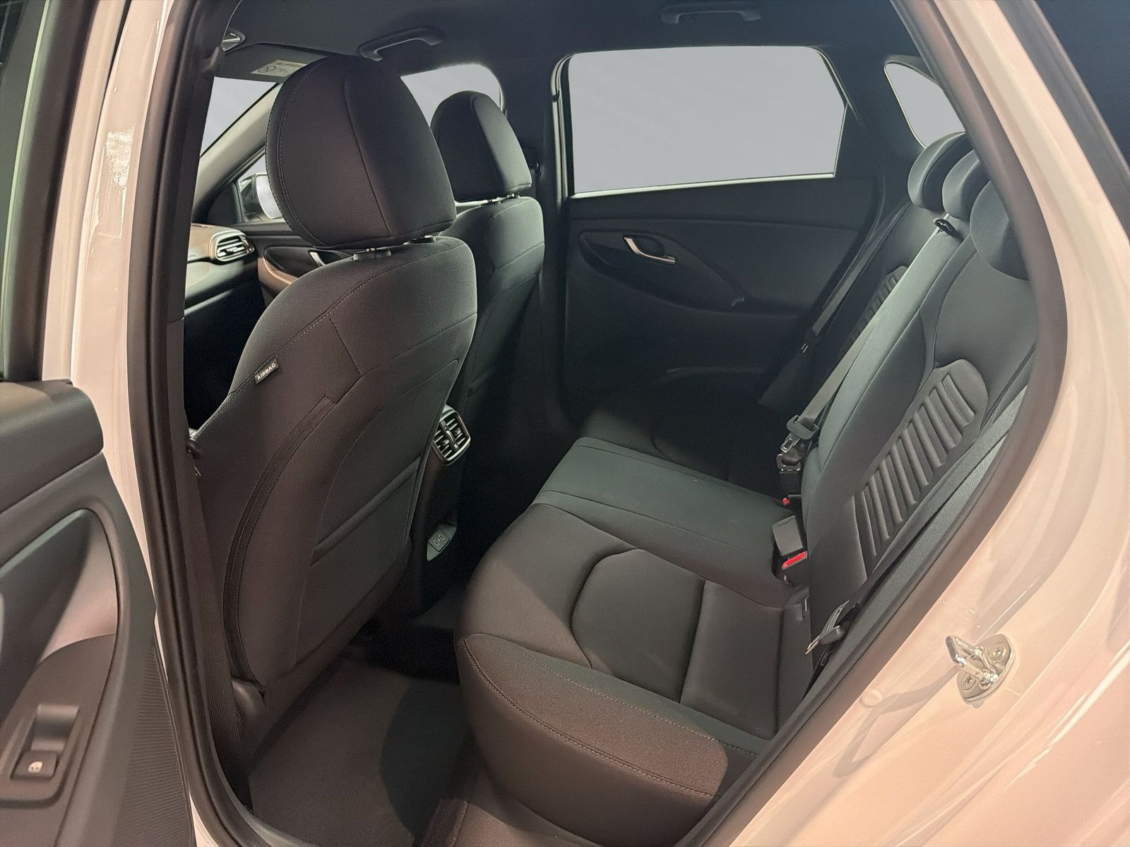 i30 MY25 1.0 T-GDI 7-DCT ADVANTAGE +PLUS-PAKET+