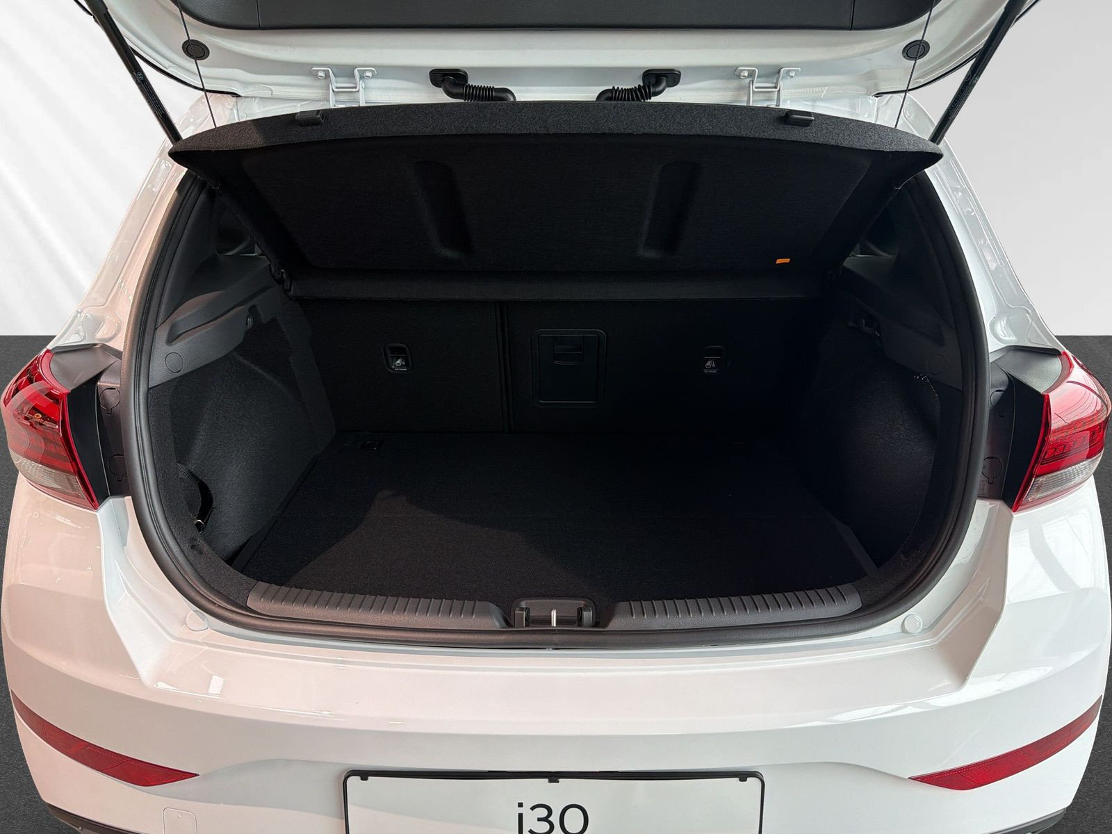 i30 MY25 1.0 T-GDI 7-DCT ADVANTAGE +PLUS-PAKET+