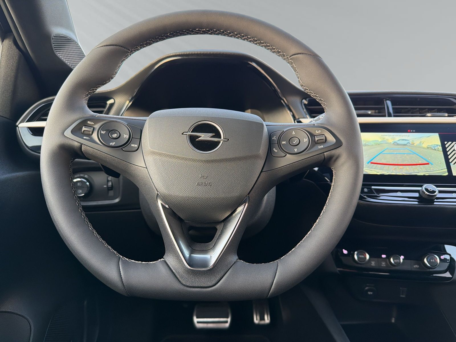 CORSA GS 1.2 74KW+SHZ+LHZ+NAVI+KAMERA+BLUET+