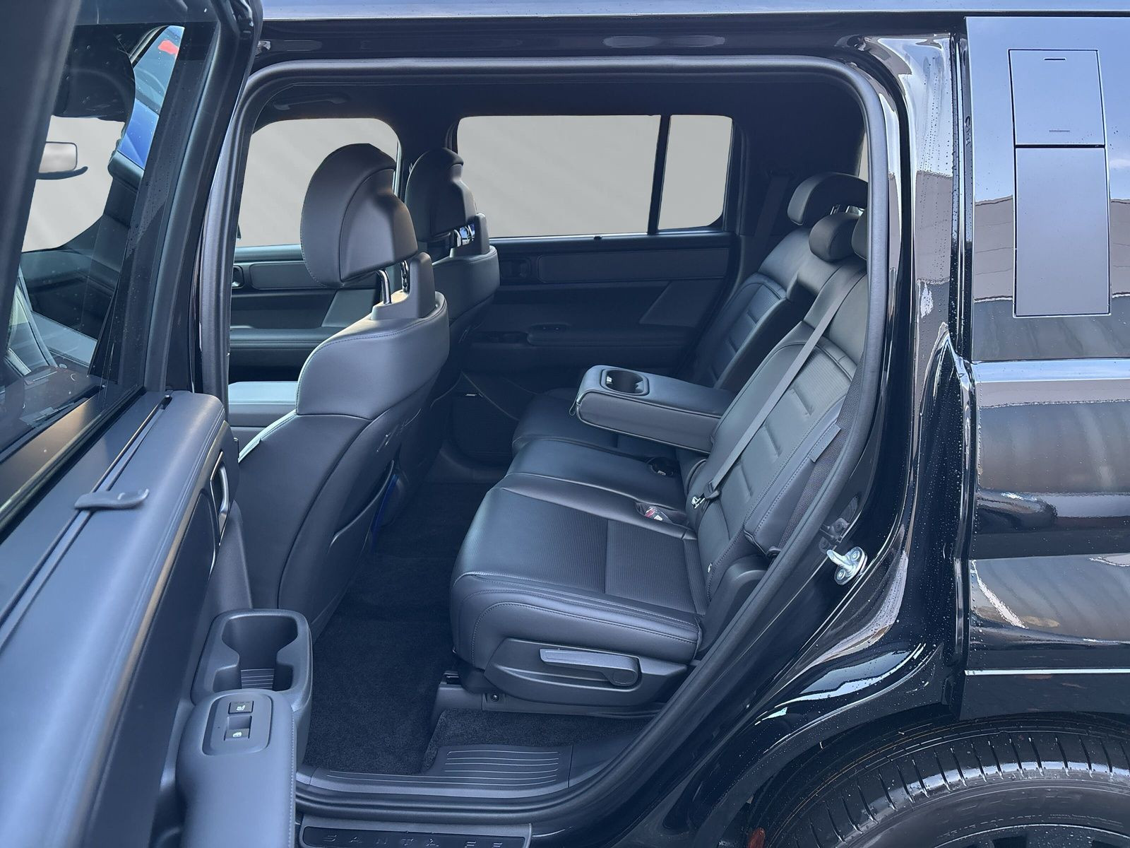 SANTA FE PHEV MY25 5S 1.6 T-GDI 253 PS BLACKLINE