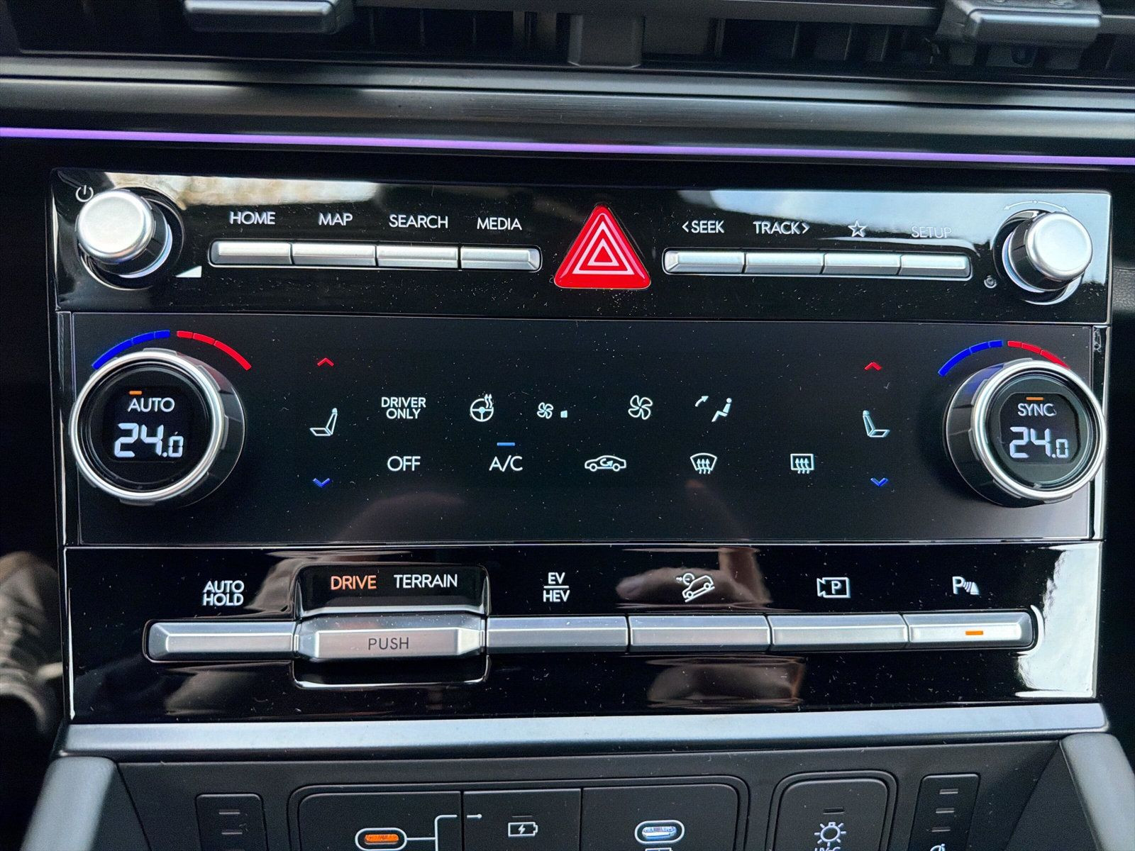 SANTA FE PHEV MY25 5S 1.6 TGDI 6AT BLACKLINE+DK+