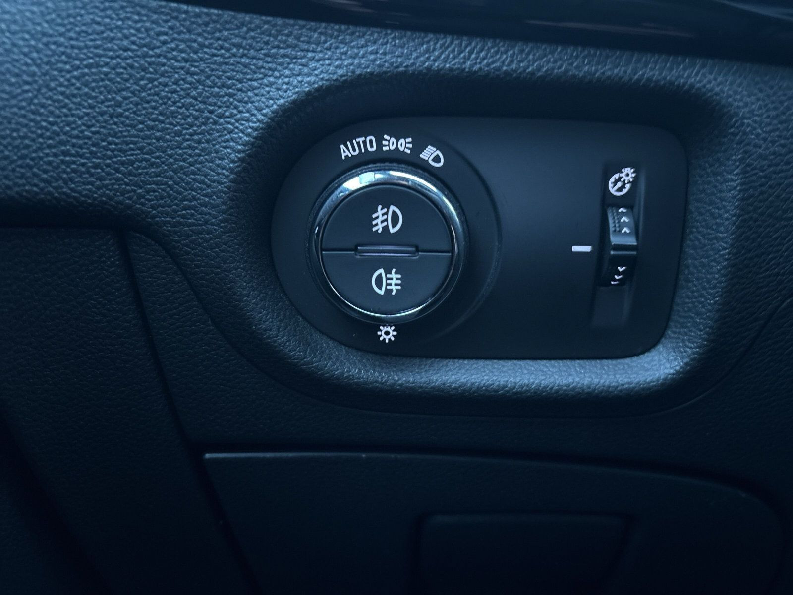 ASTRA K ST INNOVATION 1.4 +NAVI+CAM+SHZ+