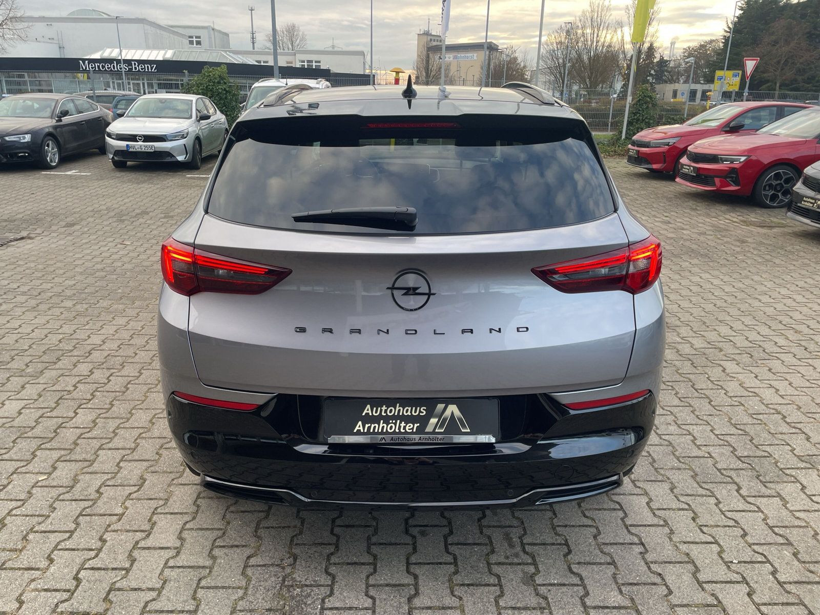 Grandland 1.2 ULTIMATE KLIMA+PDC+KAMERA+SHZ+LHZ+