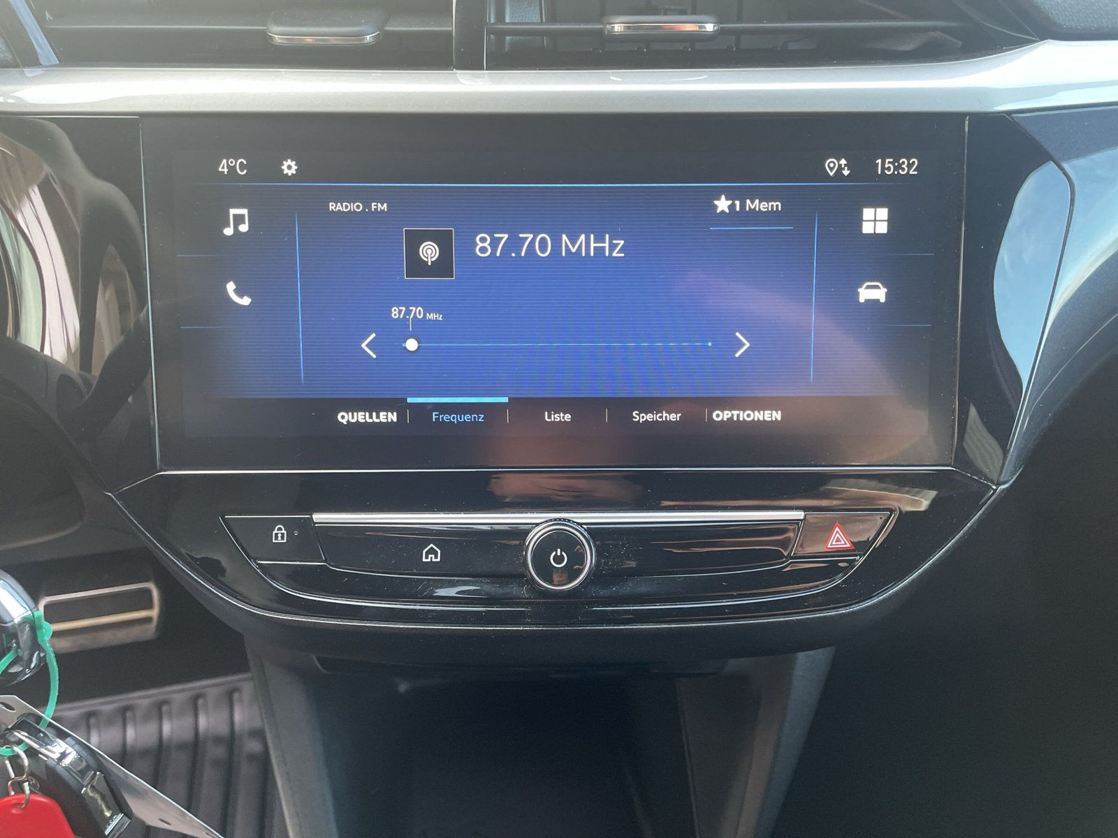 Corsa F 1.2 GS KLIMA+PDC+KAMERA+SHZ+LHZ+LED+ALLW