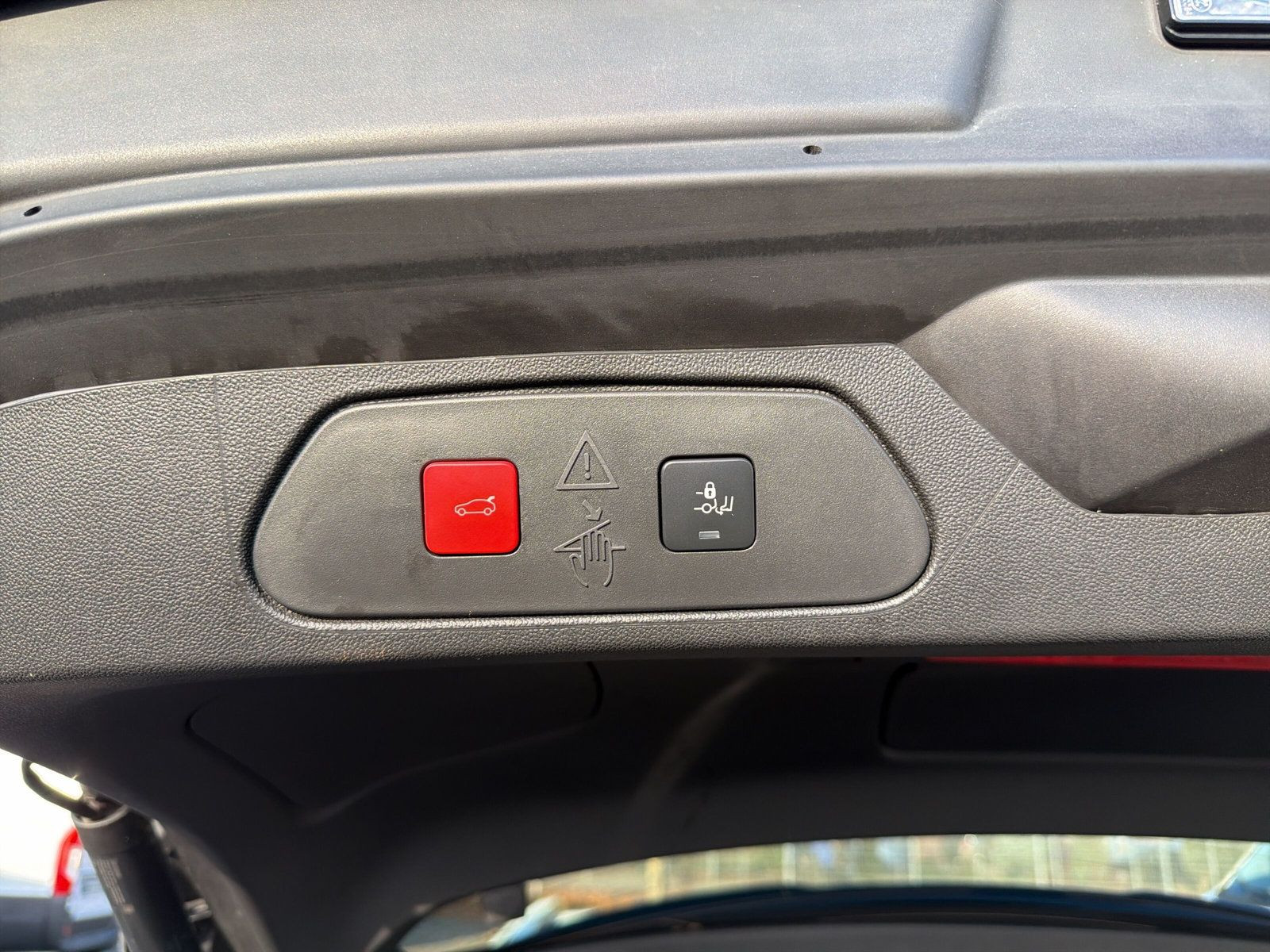 GRANDLAND X ULTI PHEV AT-8 AWD+AHK+KAMERA++