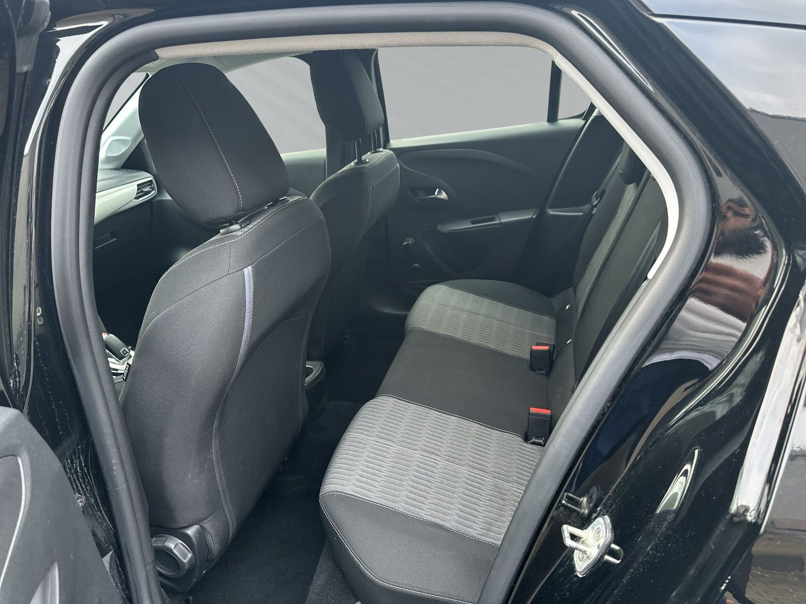 CORSA 5T EDI 1.2 100PS AT8+SITZHZG+ALLWETTER+PDC