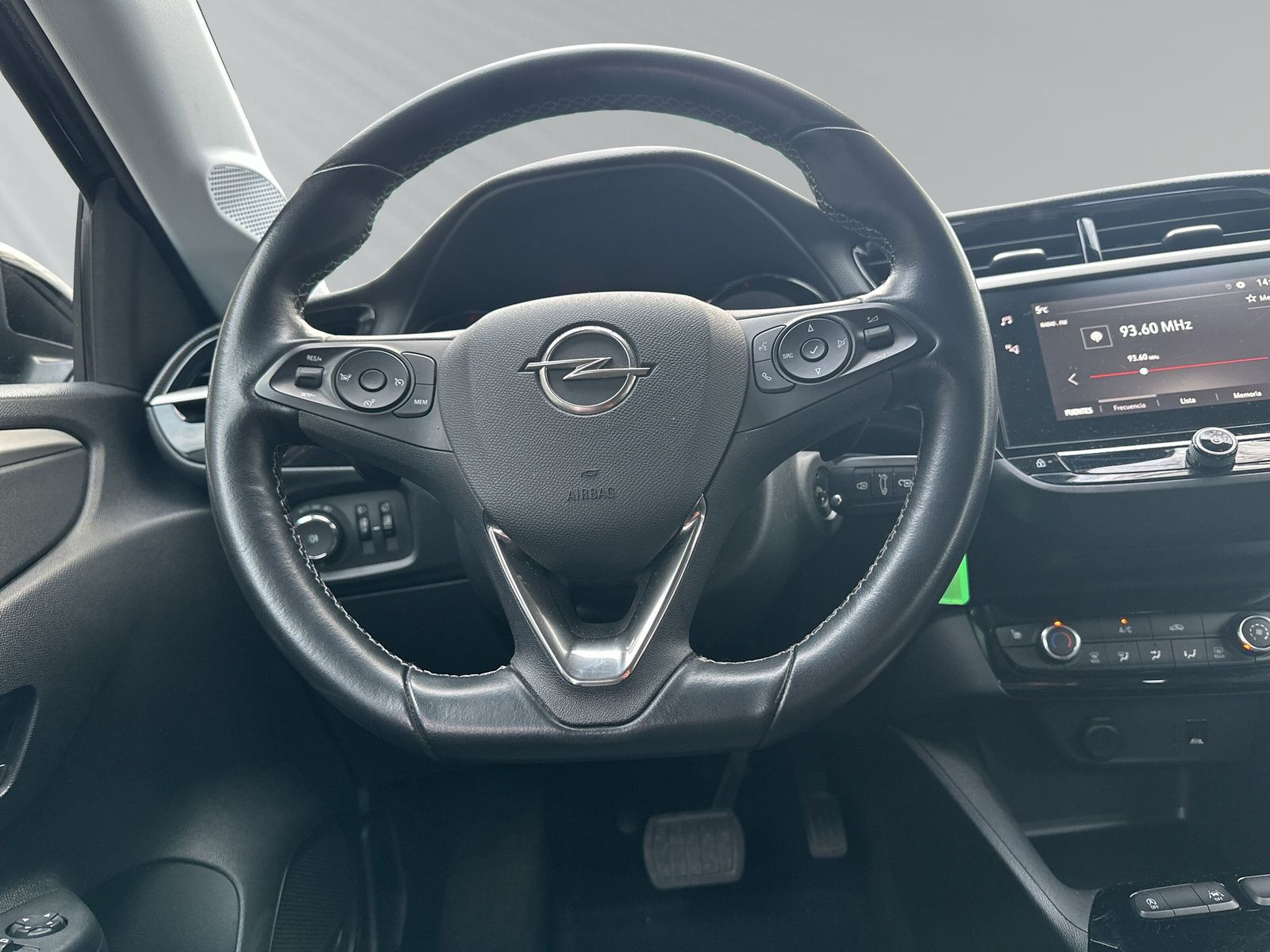 CORSA 5T EDI 1.2 100PS AT8+SITZHZG+ALLWETTER+PDC