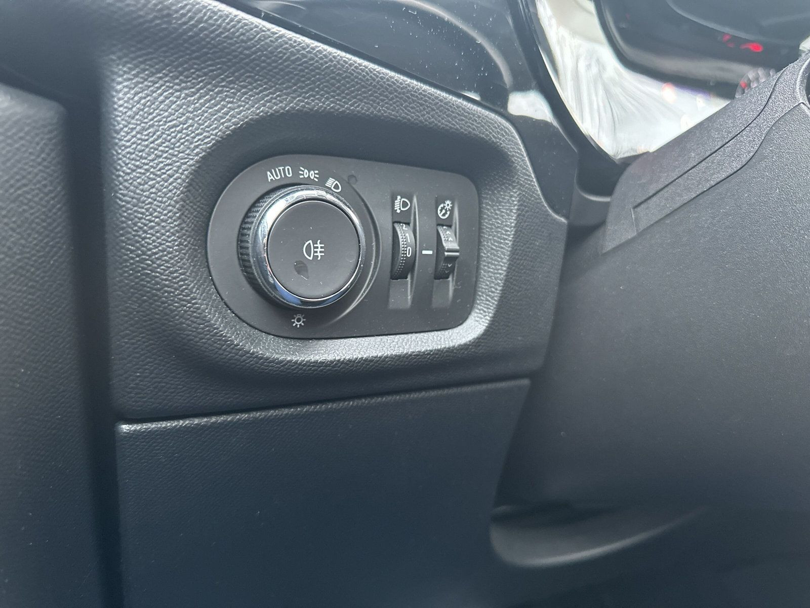 CORSA 5T EDI 1.2 100PS AT8+SITZHZG+ALLWETTER+PDC