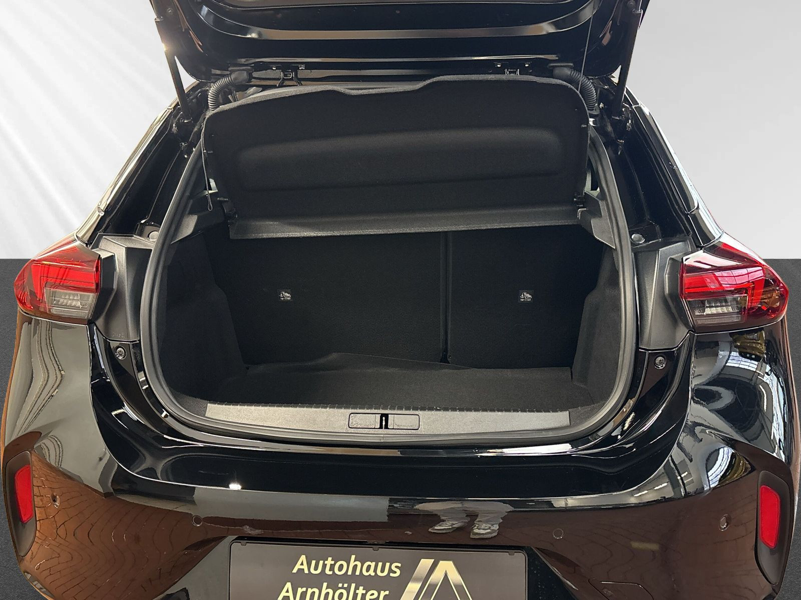 Corsa F GS 1.2 Turbo S 74kWAT8+SHZ+LHZ+NAVi+CAM+