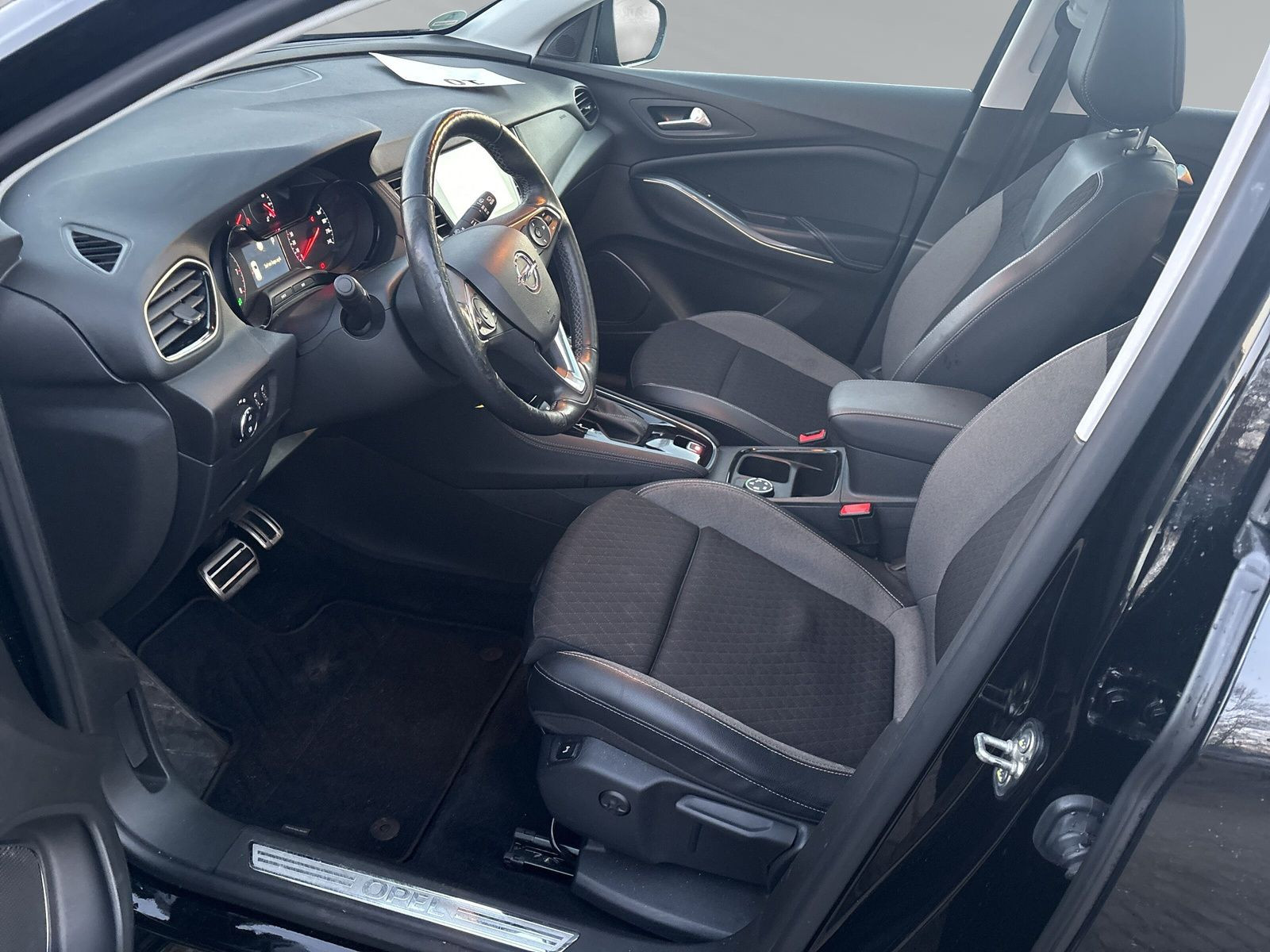 Grandland X 120 Jahre 1.2+SHZ+LHZ+PANORAMA+NAVI