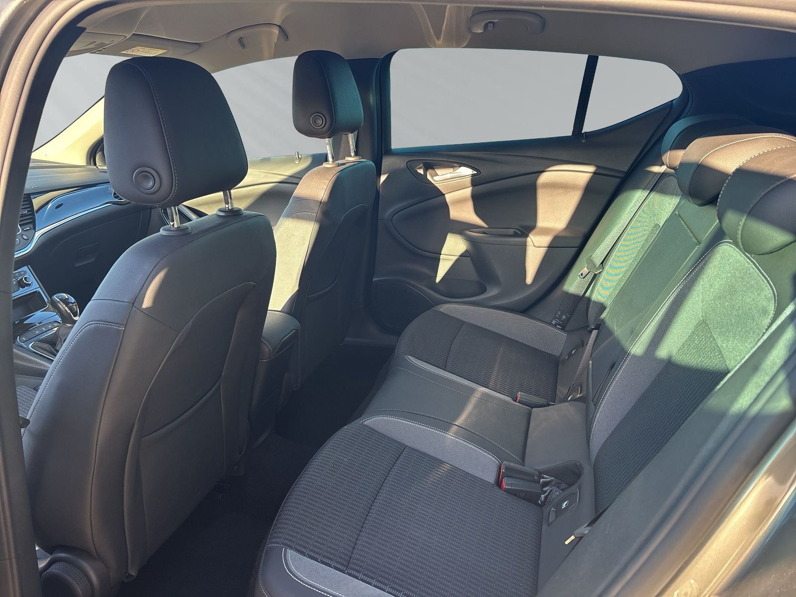 Astra K 5T 1.2 ELEGANCE KLIMA+SHZ+LHZ+KAMERA+PDC