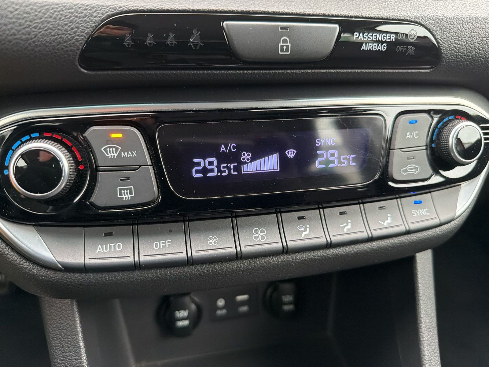 i30 Kombi YES! 1.4 Benzin Turbo 7DCT +SHZ+LHZ+LM