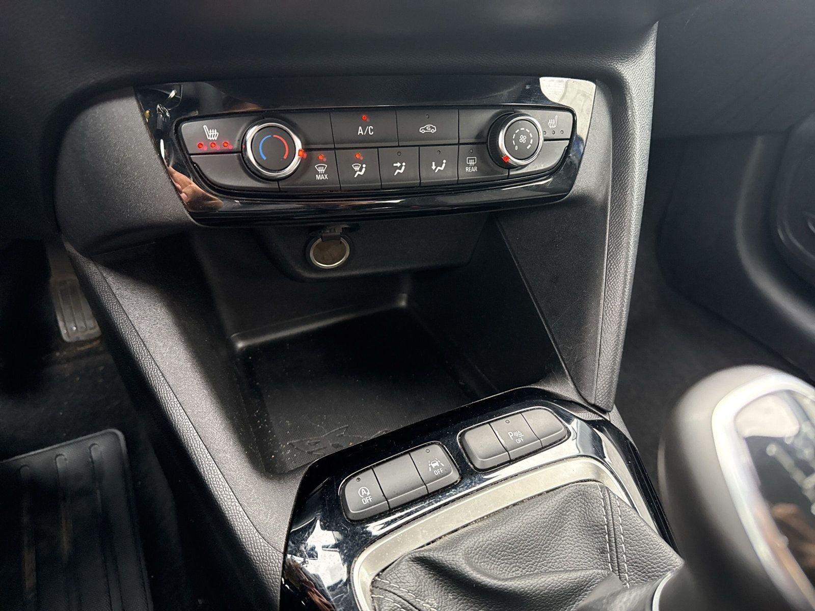 CORSA EDITION 1.2 +75PS S/S+PDC+LICHTSENSOR+SHZ+