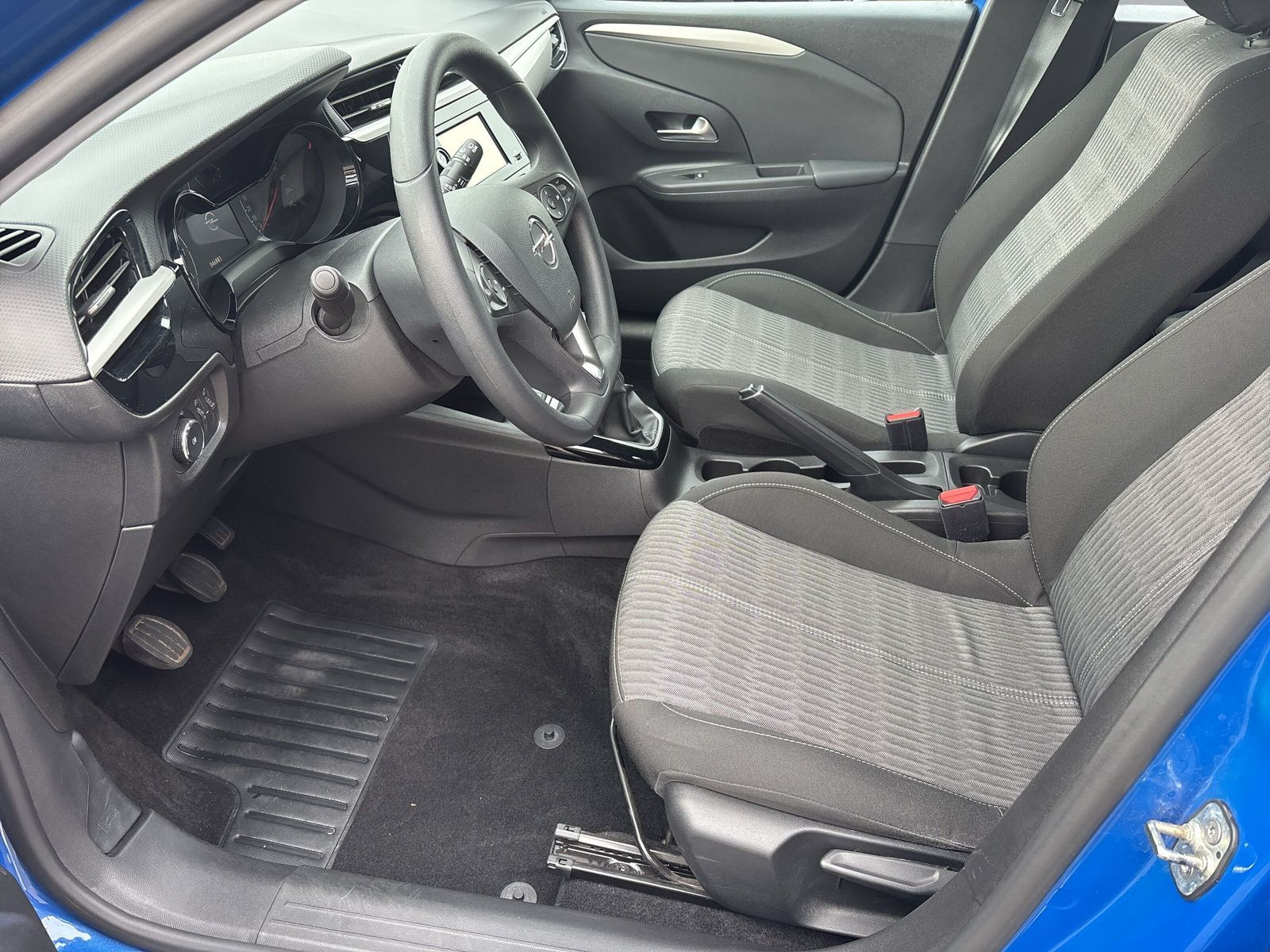 CORSA EDITION 1.2 75PS KLIMA+SHZ+PDC+MT5+TEMPOM+