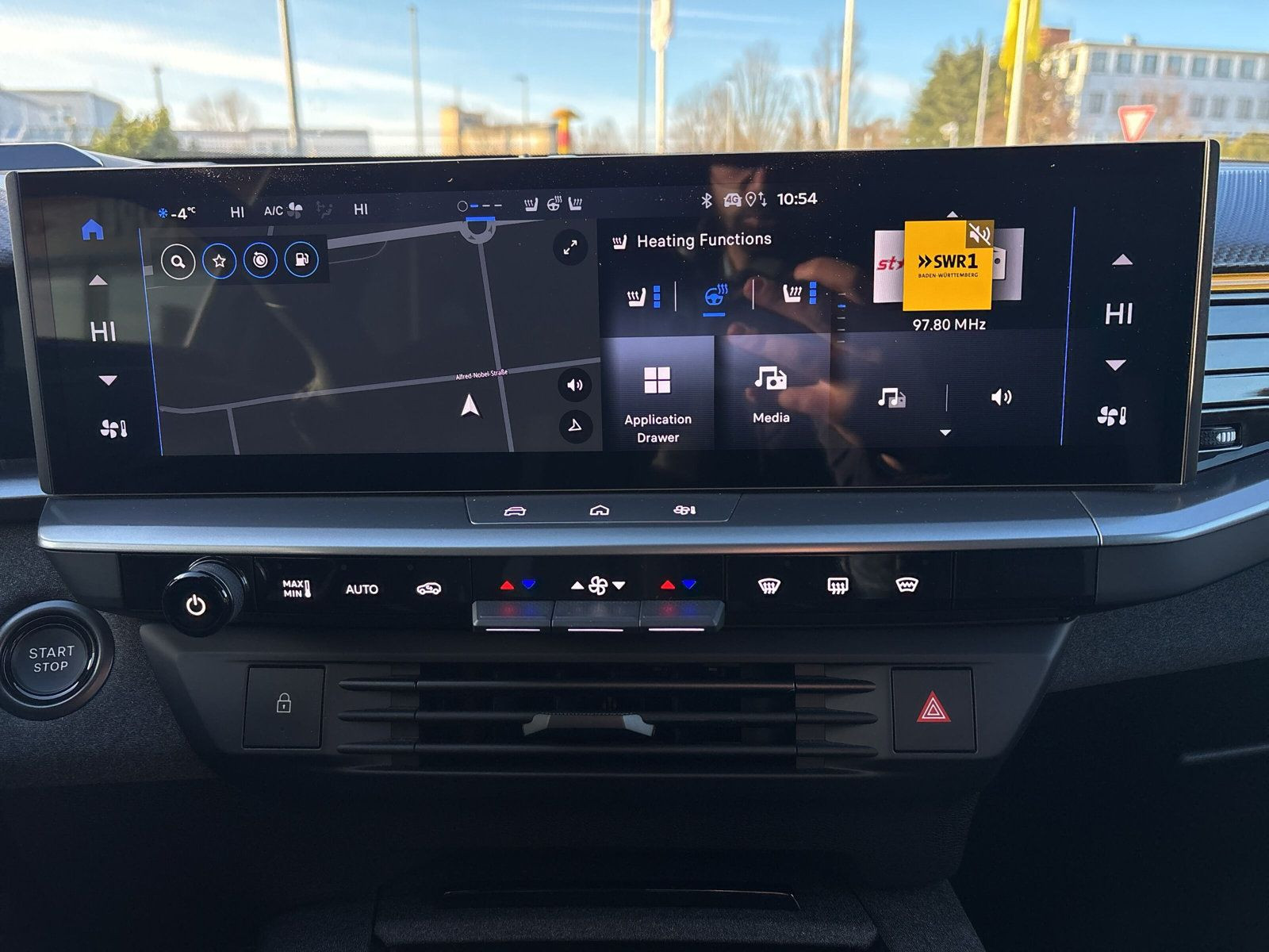 Grandland B GS 1.2 HYBRID KLIMA+PDC+KAMERA+SHZ++