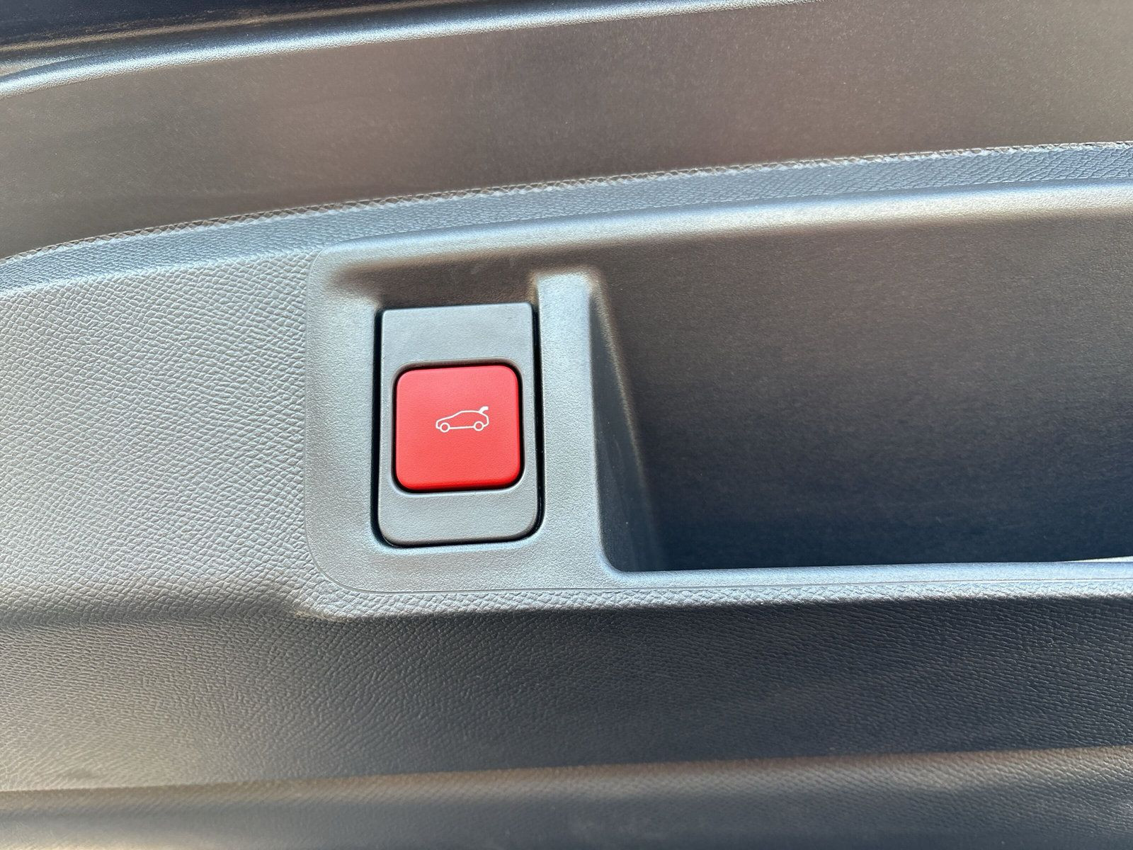 Astra L SST GS 1.2 Hybrid 48V100kW eDCT6+SHZ+LHZ+NAVI++