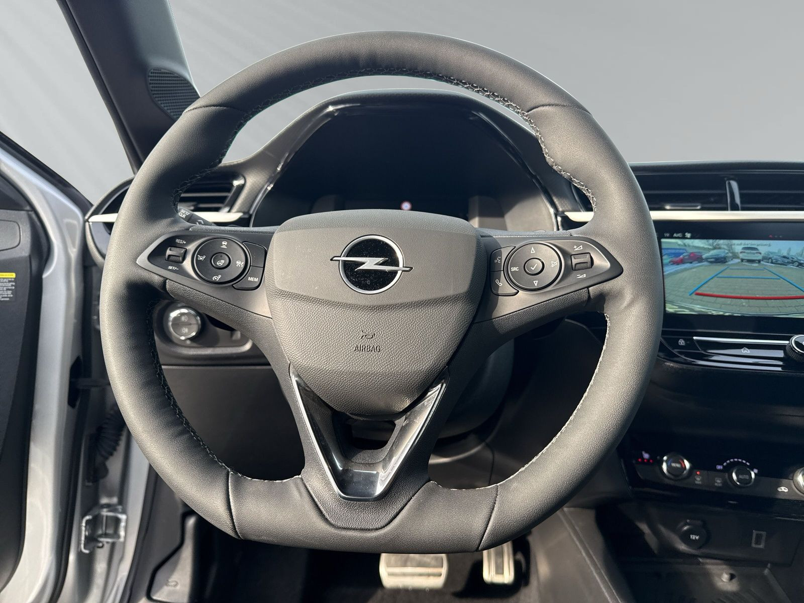 Corsa F GS 1.2 Hybrid 48V+KAMERA+SHZ+LHZ+NAVIGA+